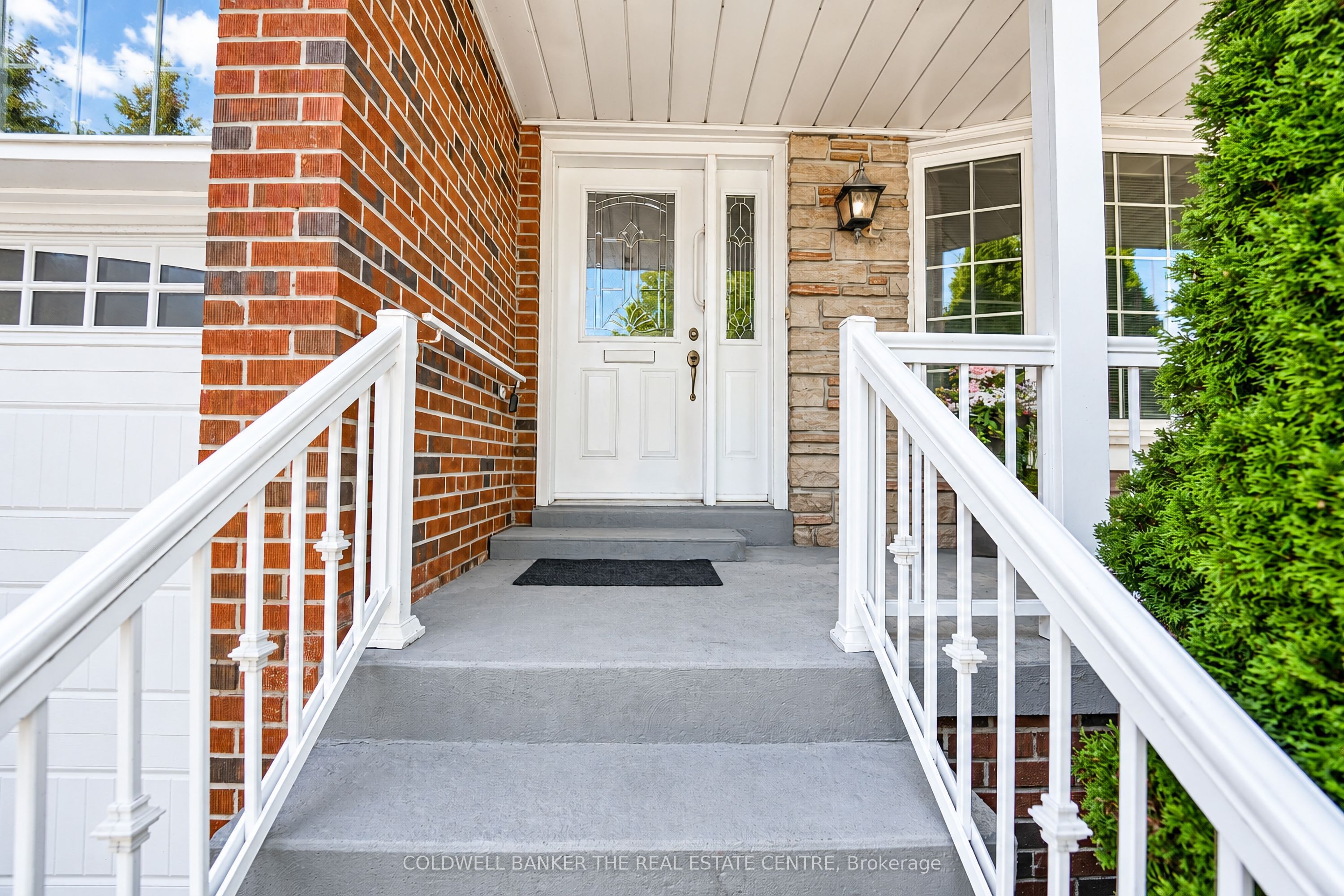 111 Briarscross Boulevard Property Photo 17