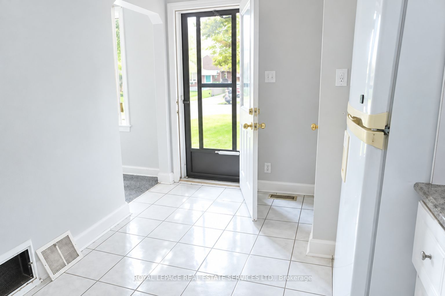 12 Coniston Road Main Property Photo 16