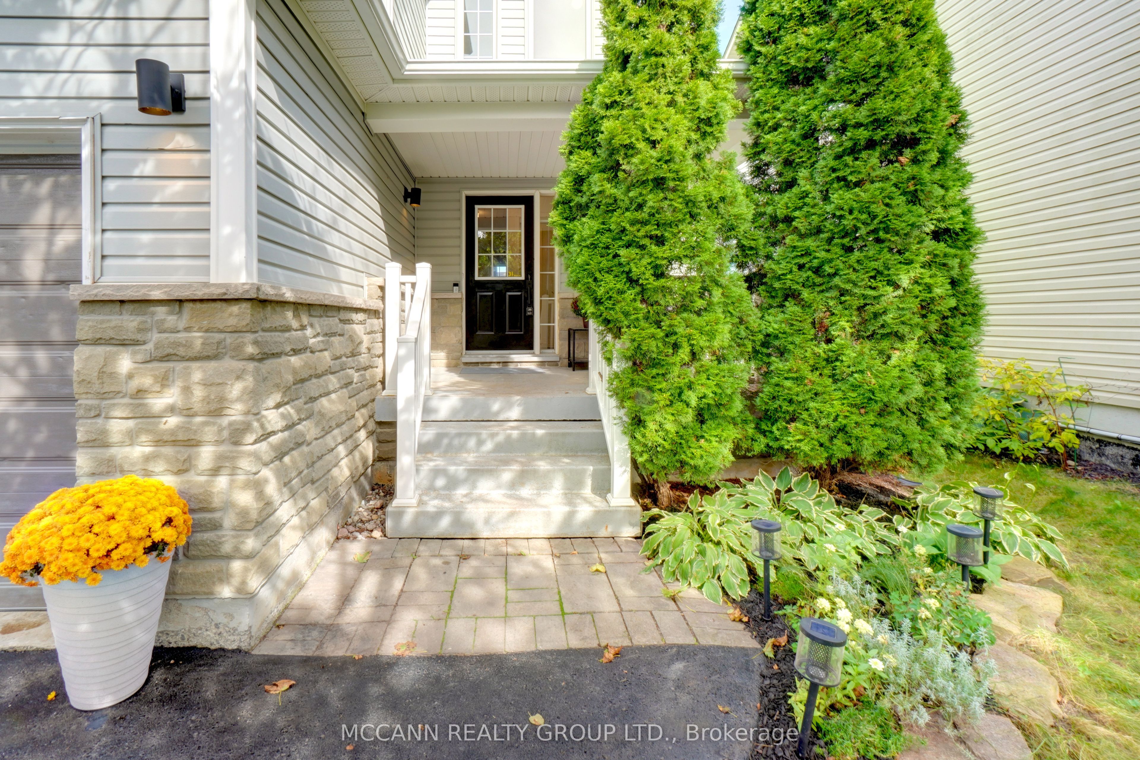 31 Hatch Street Property Photo 2