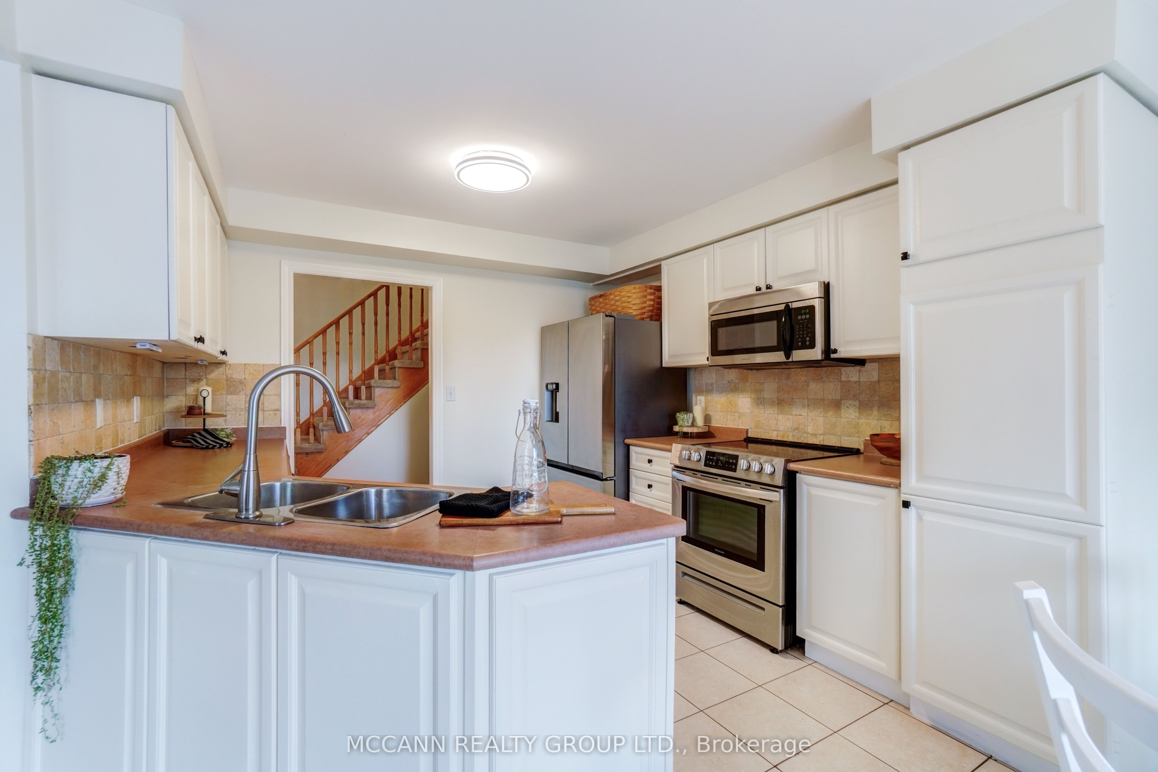 31 Hatch Street Property Photo 8