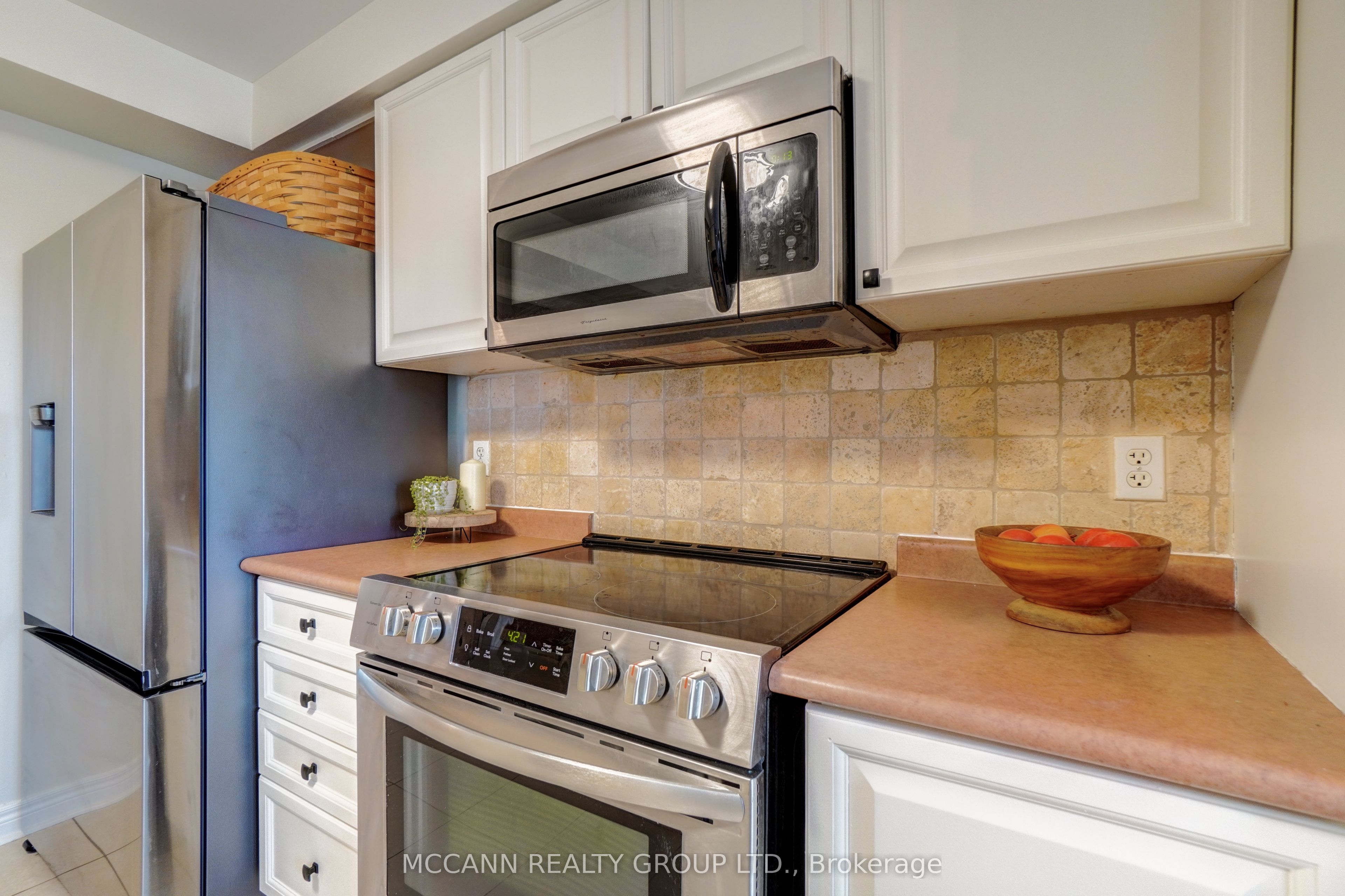 31 Hatch Street Property Photo 11