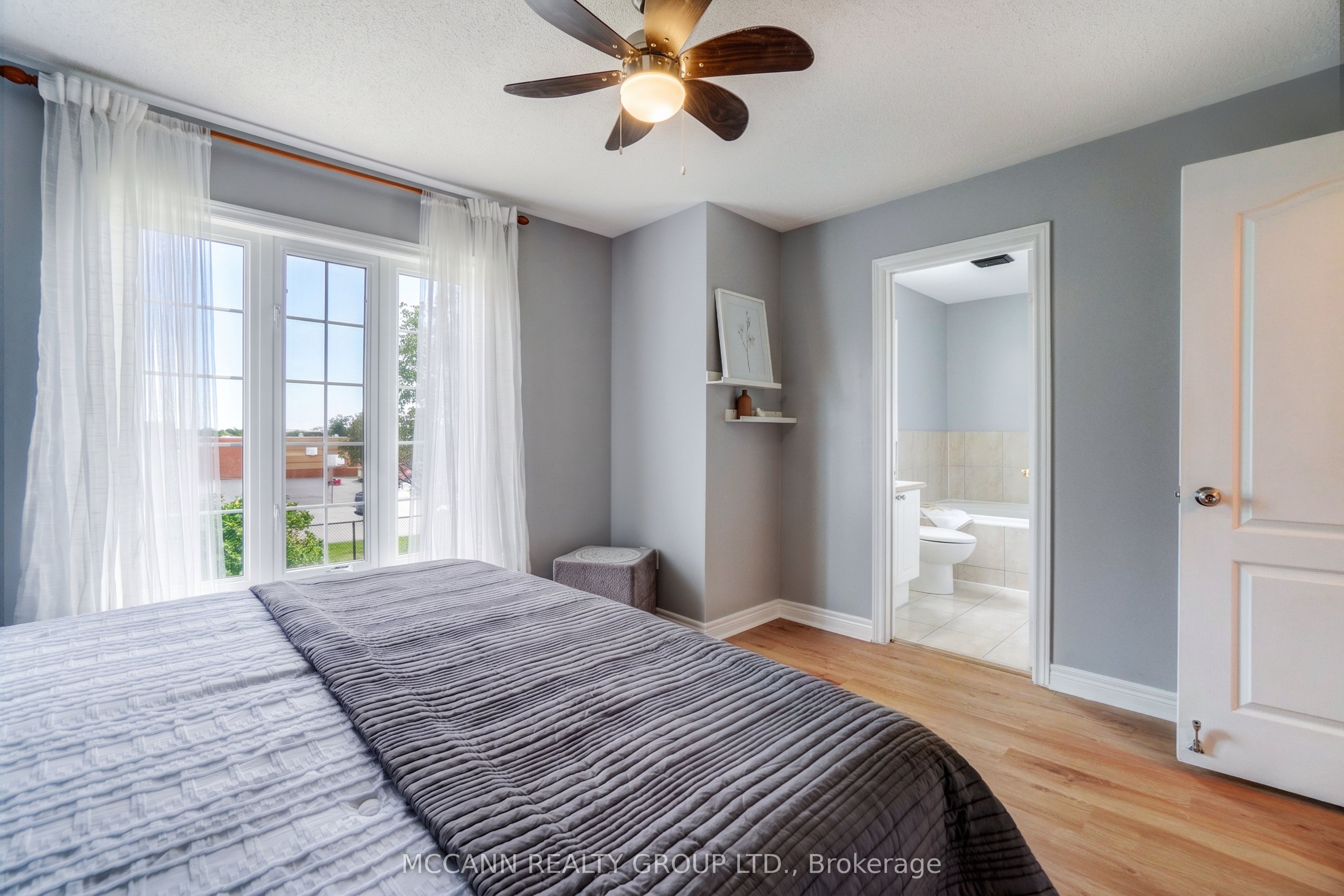 31 Hatch Street Property Photo 20