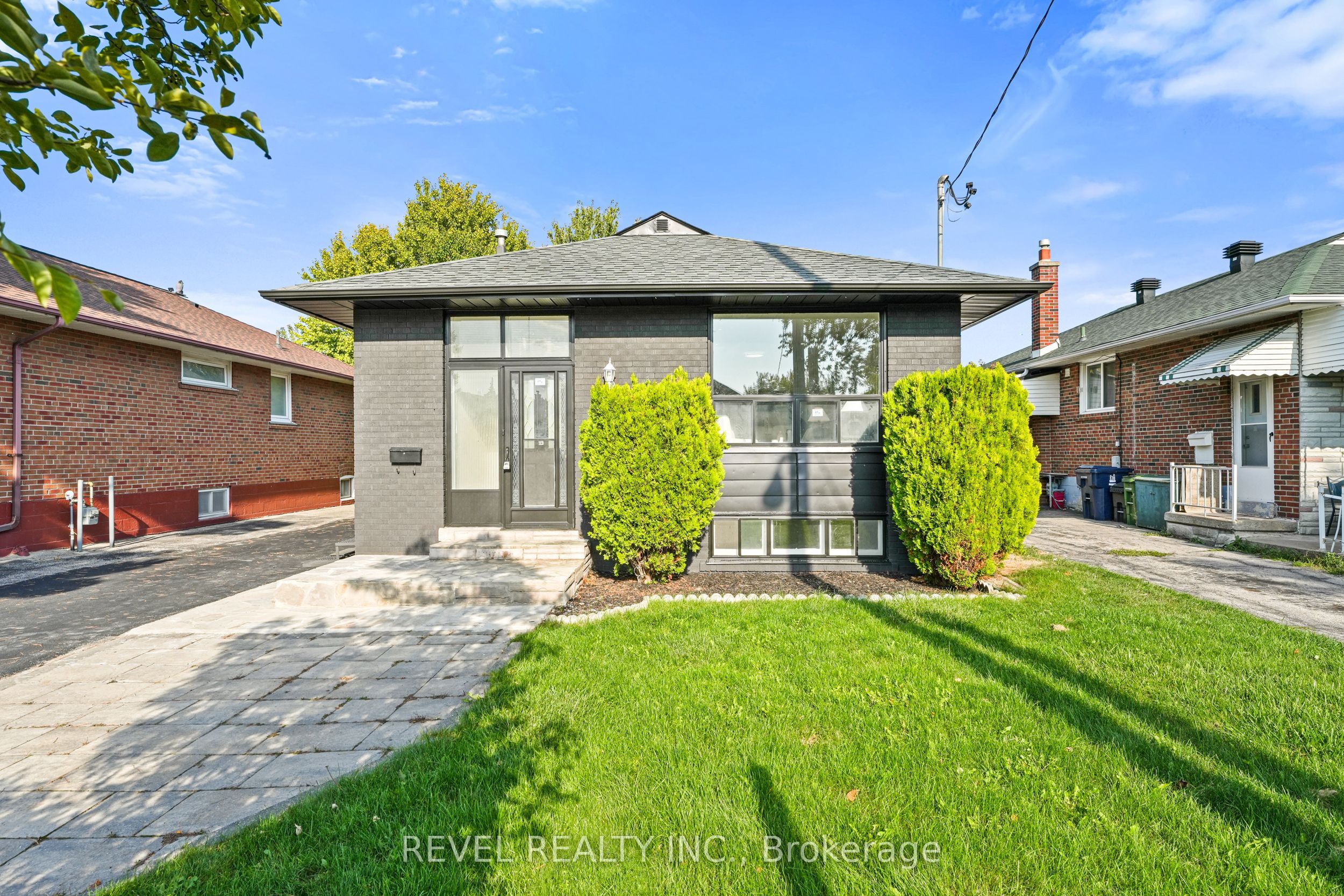 63 Crosland Drive Bsmt Property Photo 2