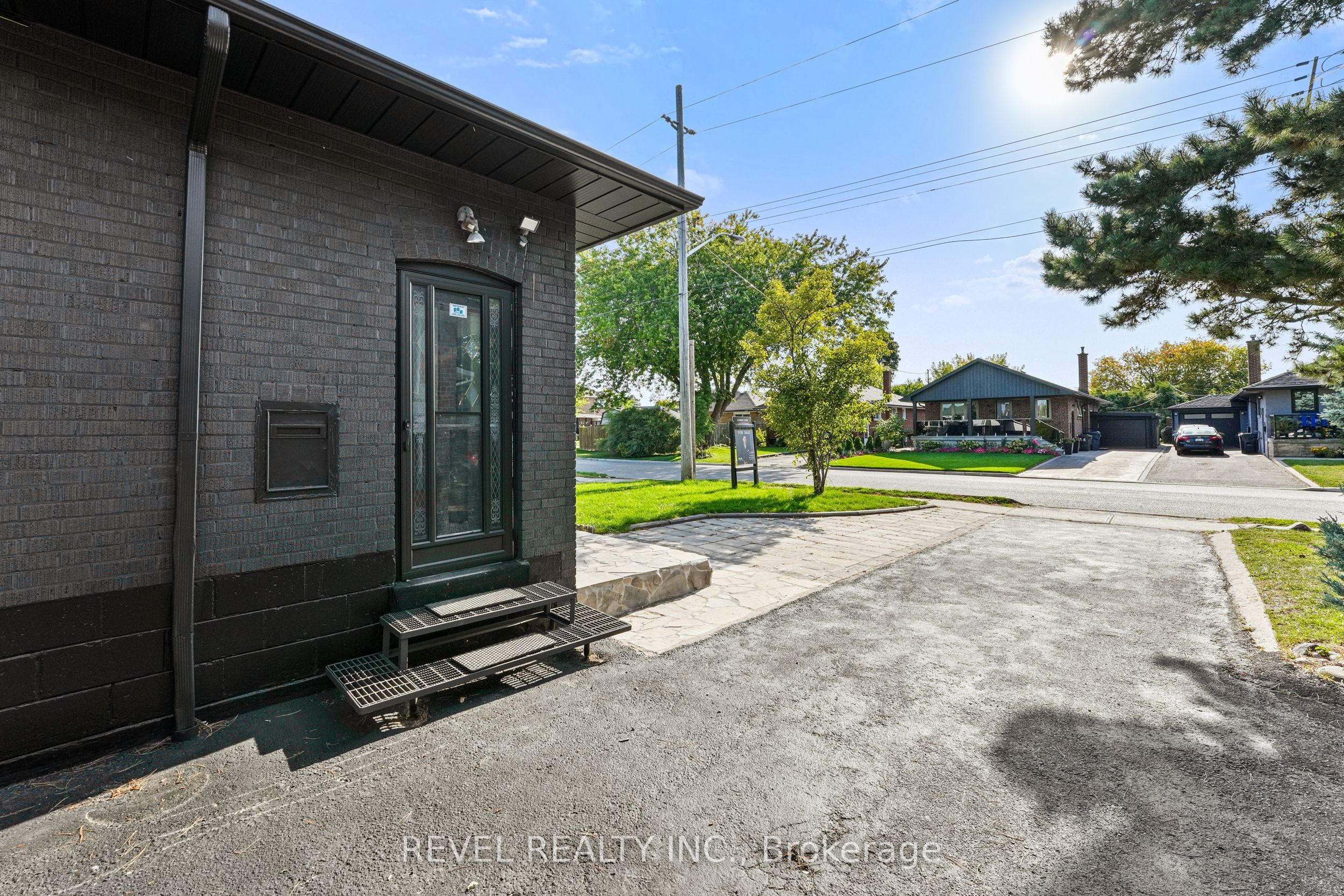 63 Crosland Drive Bsmt Property Photo 3