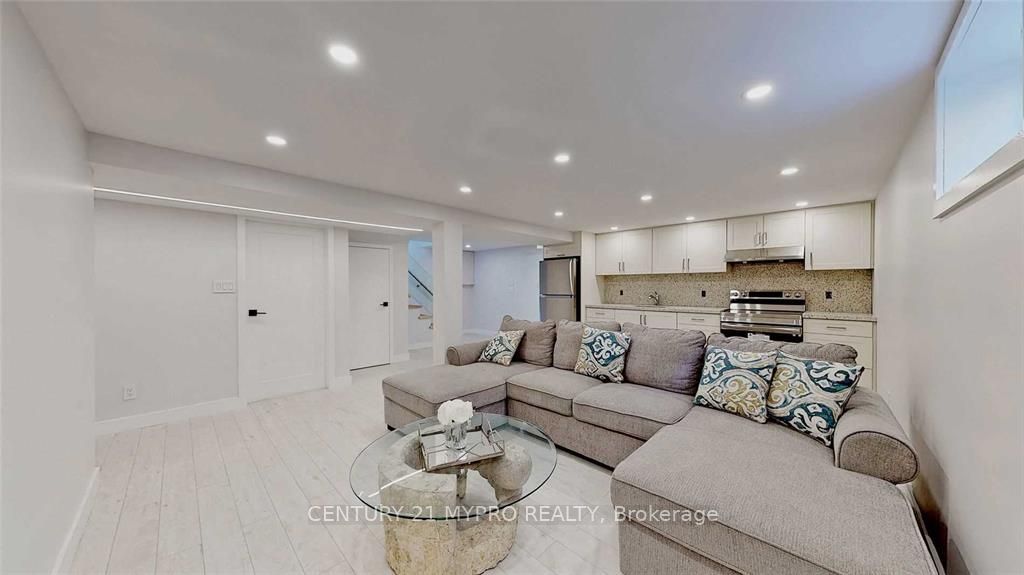 23 Mozart Avenue Bsmt Property Photo 4