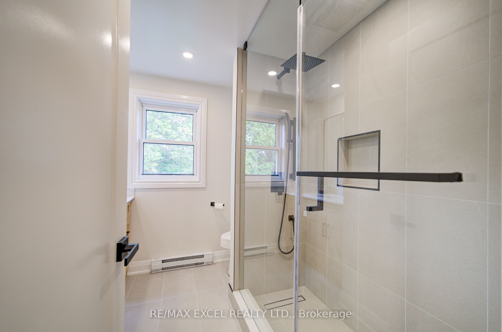 1171 Attersley Drive Property Photo 28