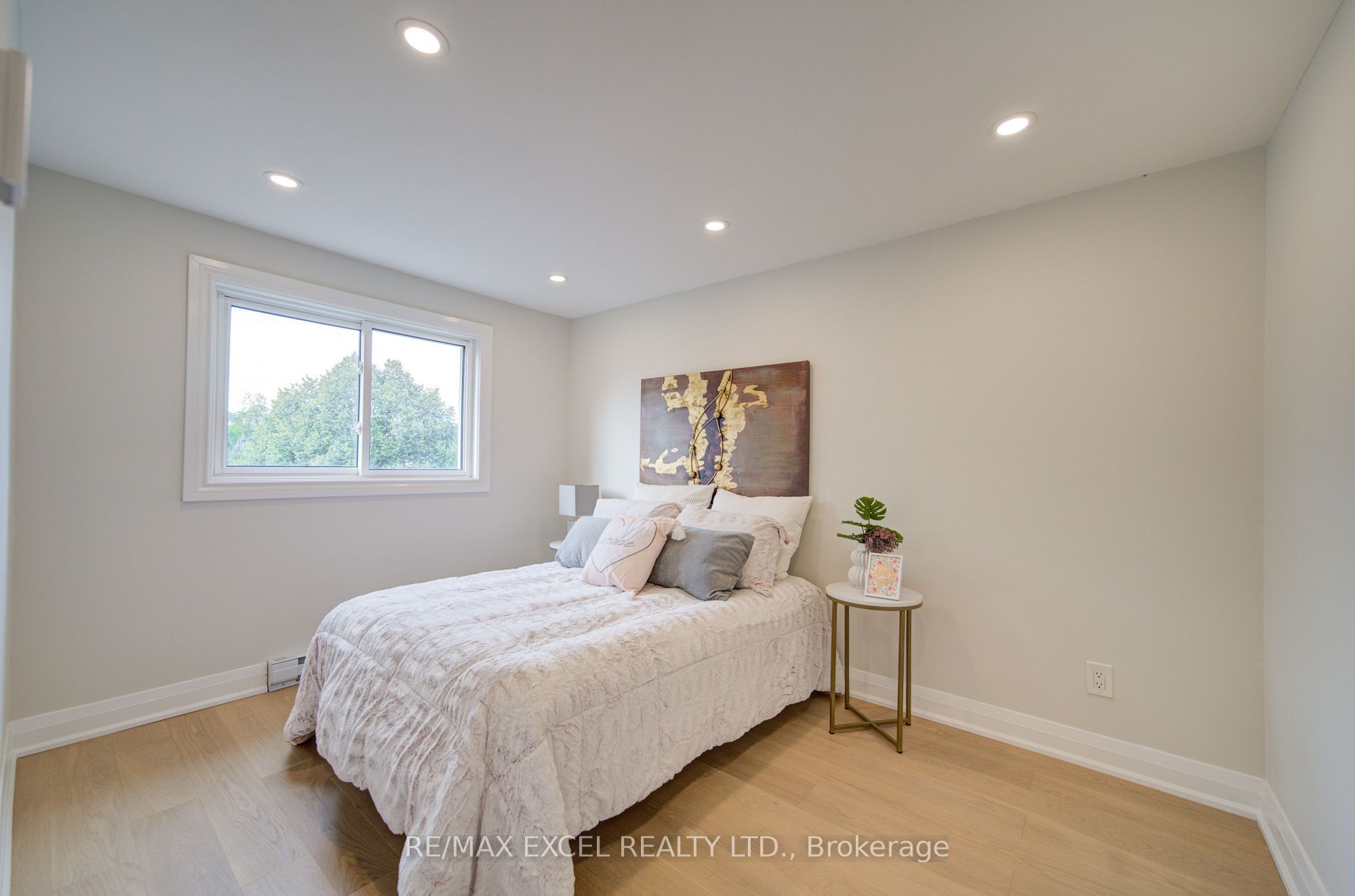 1171 Attersley Drive Property Photo 29