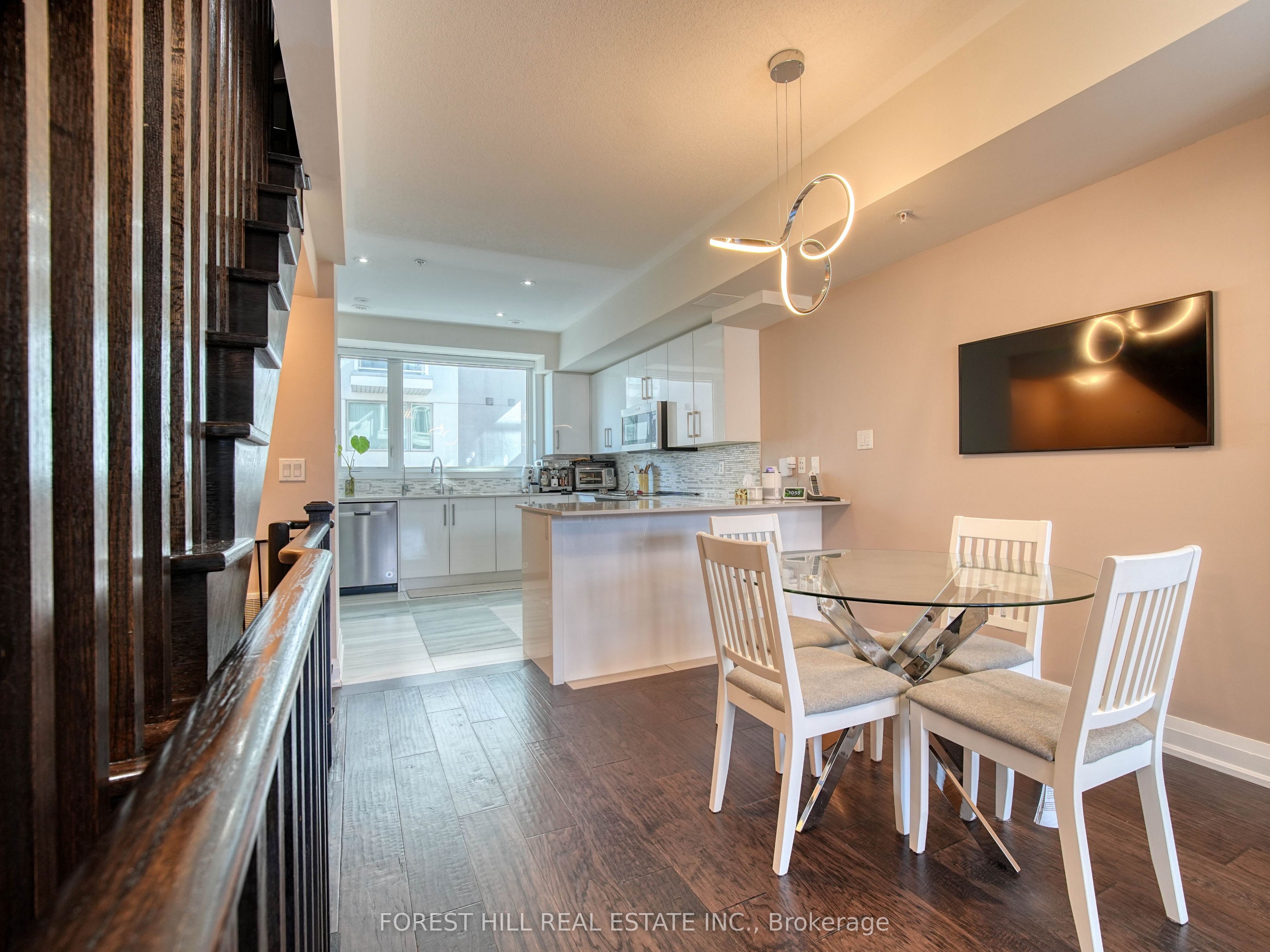 1870 Altona Road 18 Property Photo 6