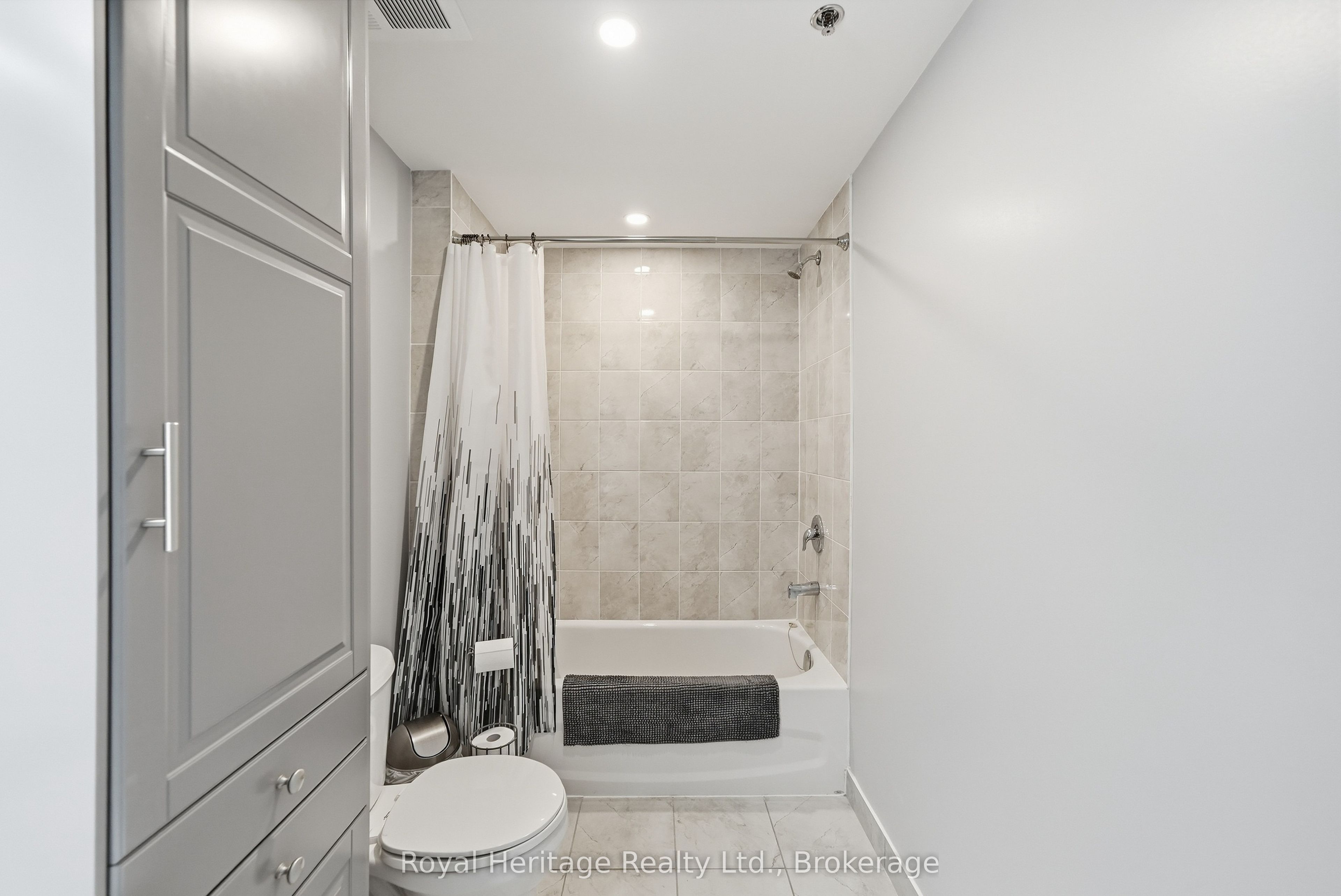 21 Brookhouse Drive 106 Property Photo 25