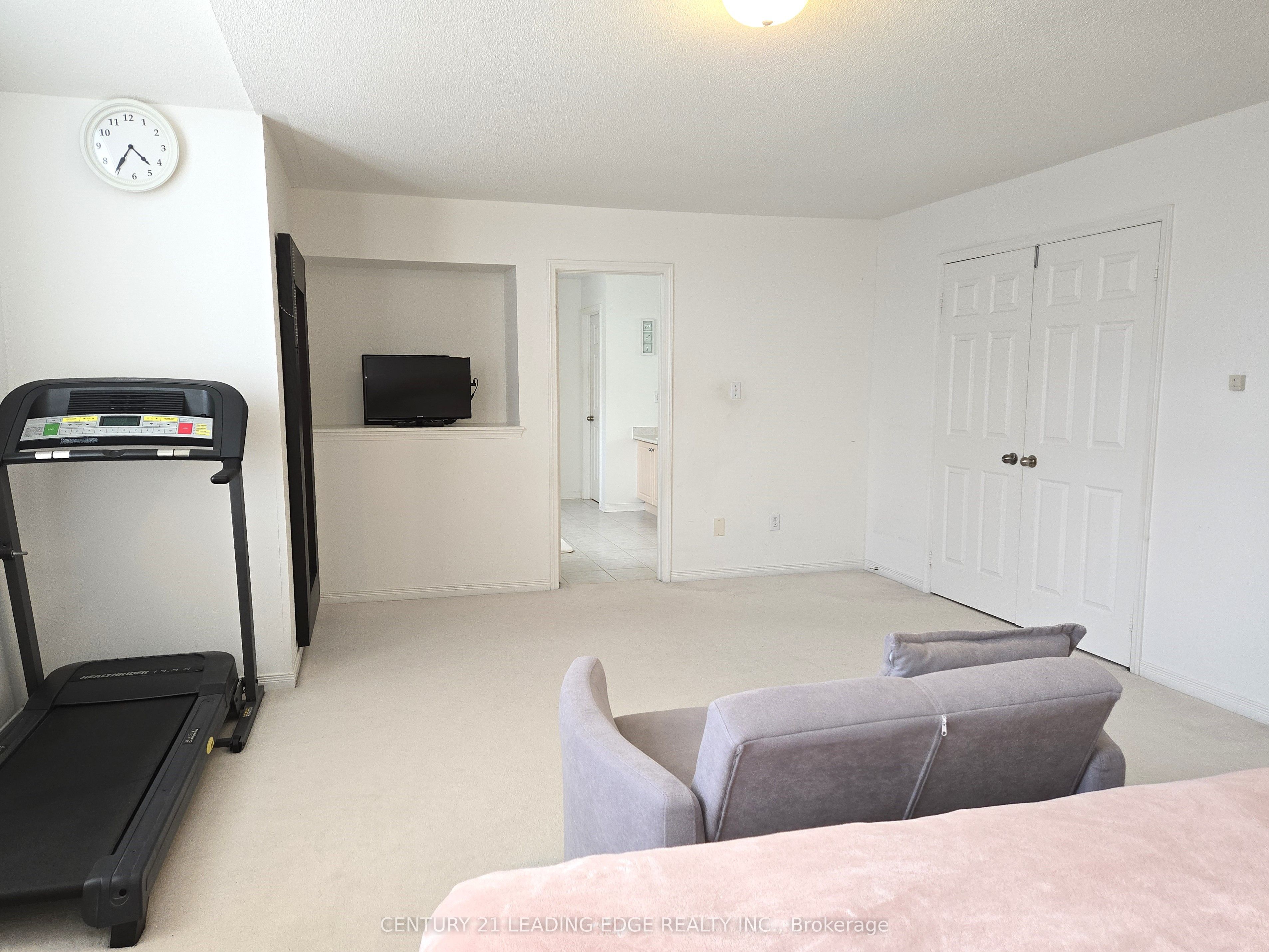 22 Westgate Avenue Property Photo 25