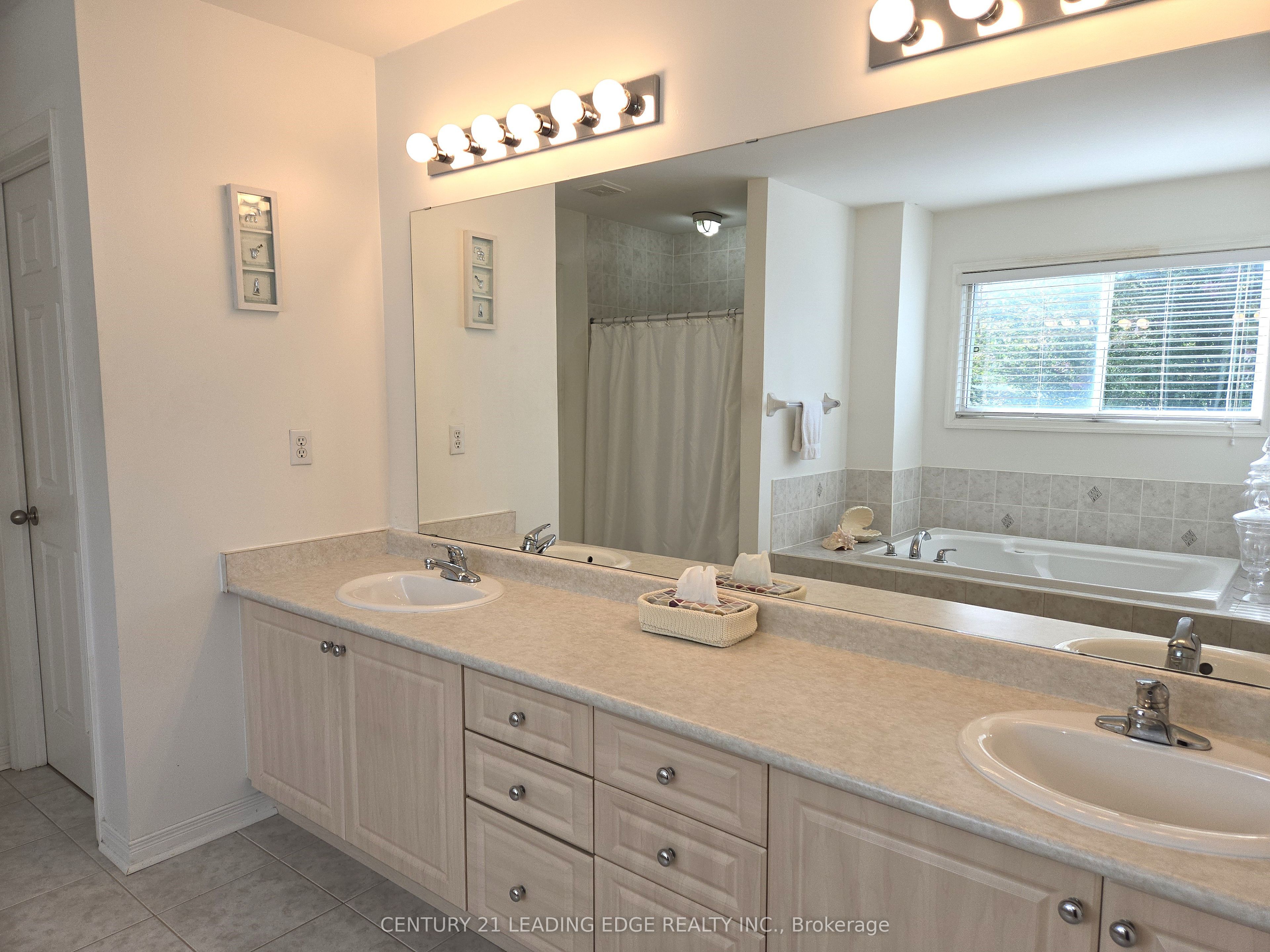22 Westgate Avenue Property Photo 27