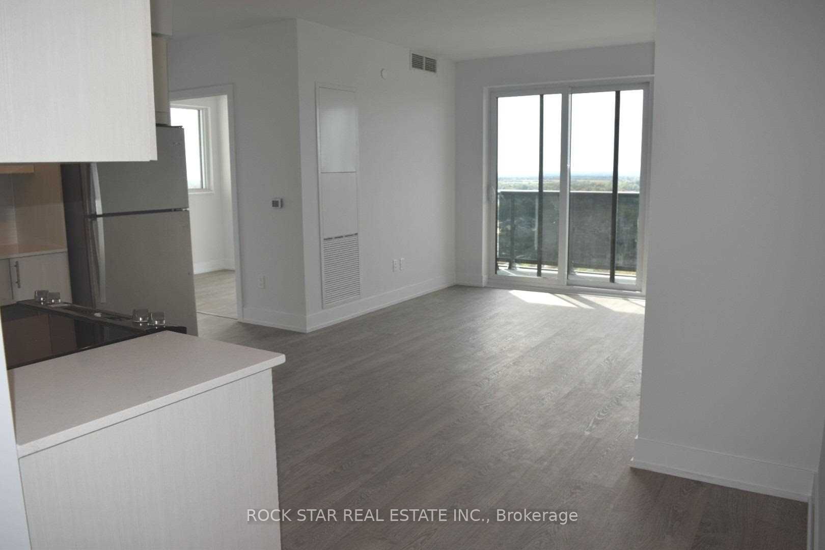 2550 Simcoe Street N 1817 Property Photo 8