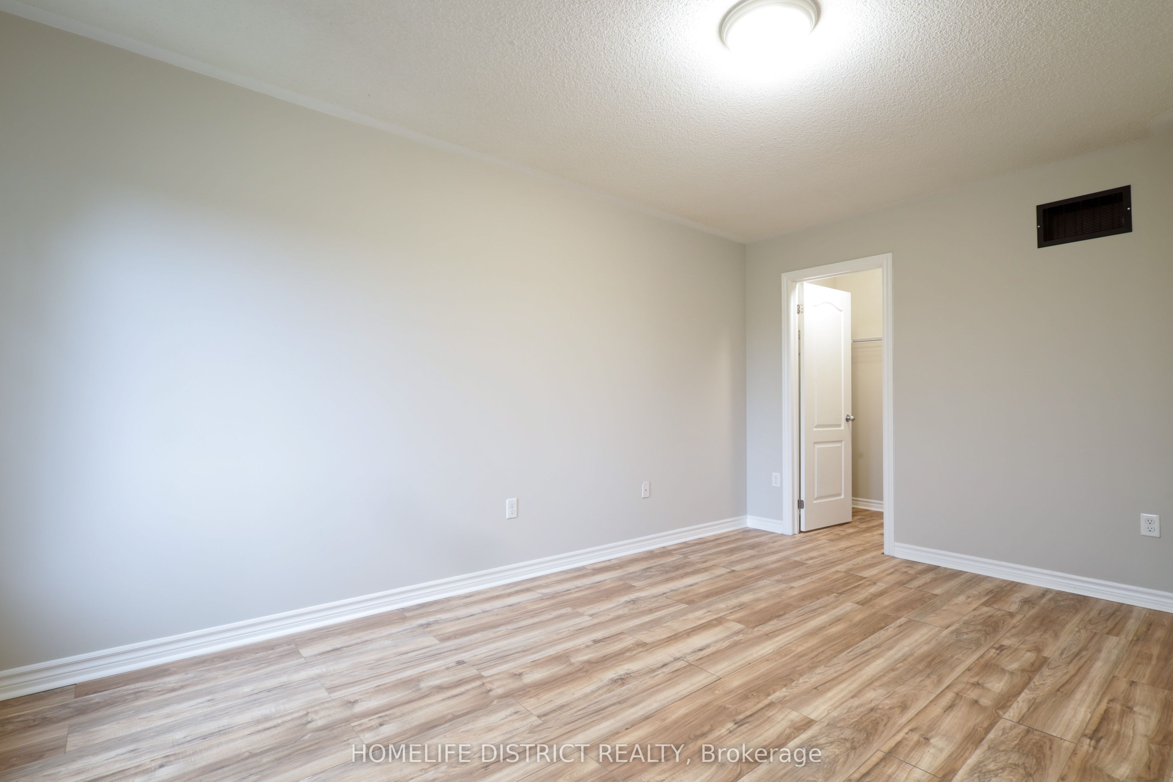489 Mearns Avenue Property Photo 16