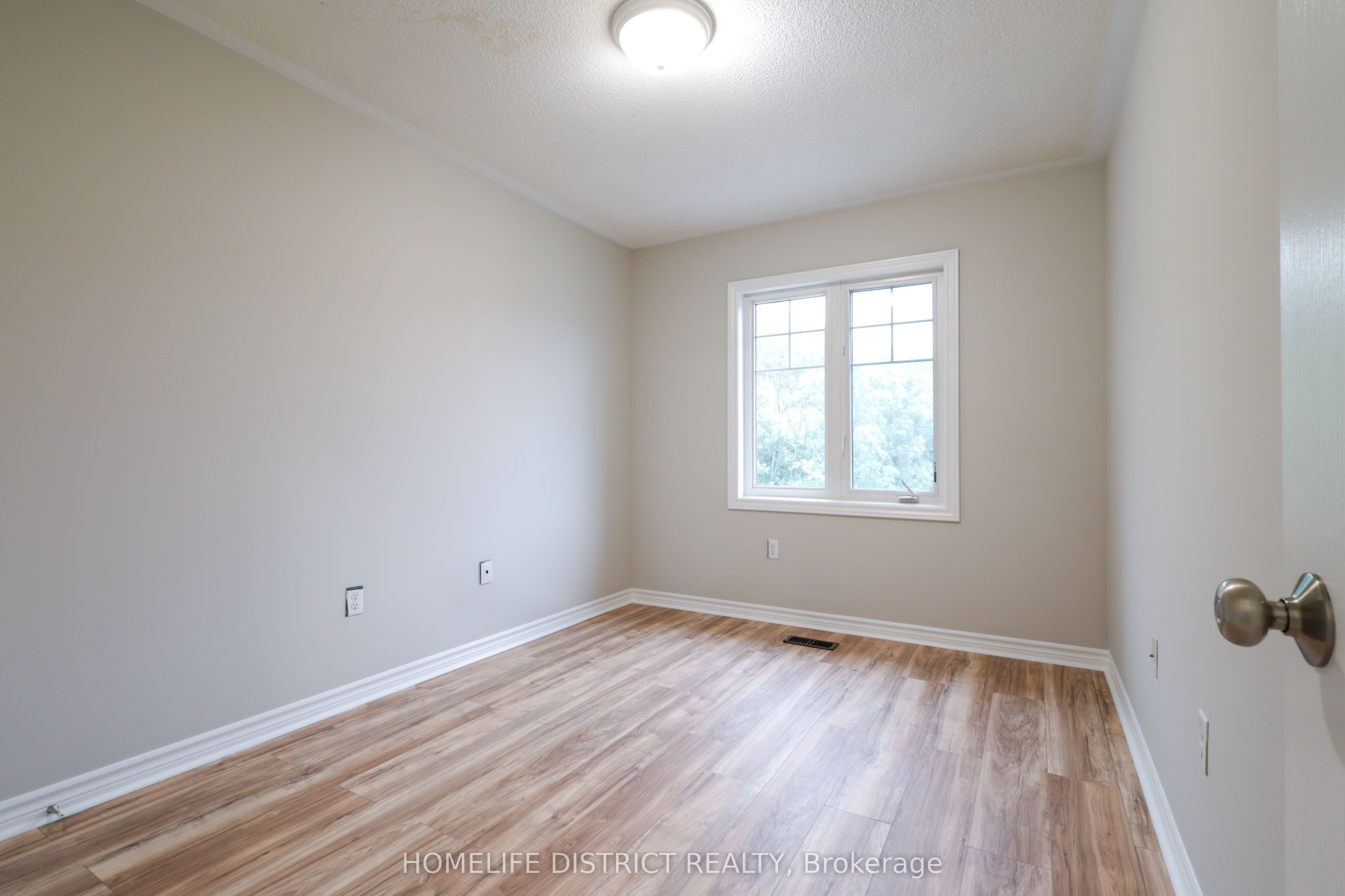 489 Mearns Avenue Property Photo 22
