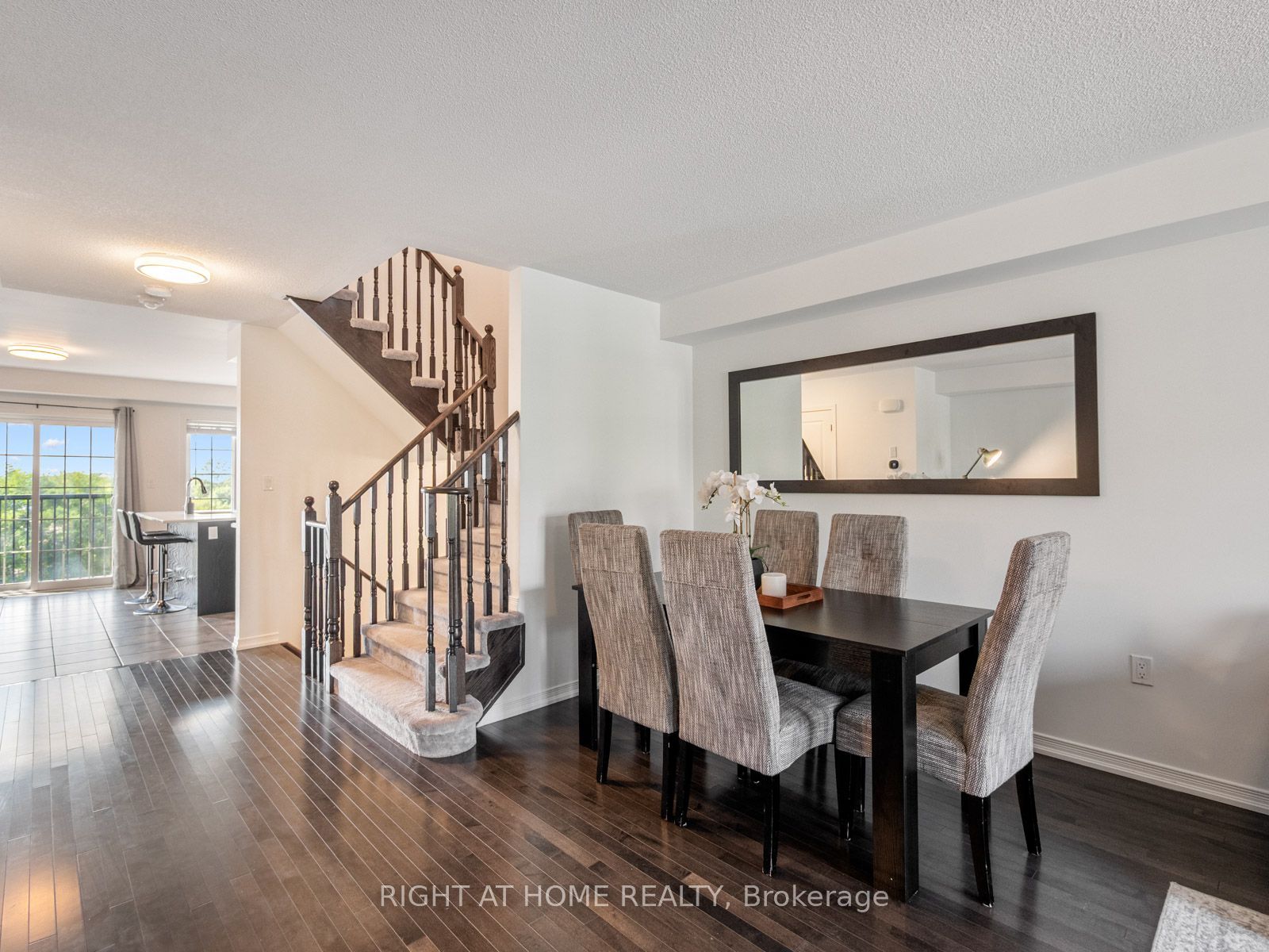 100 Magpie Way Property Photo 16