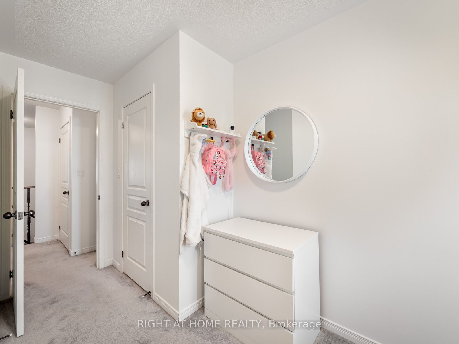 100 Magpie Way Property Photo 32