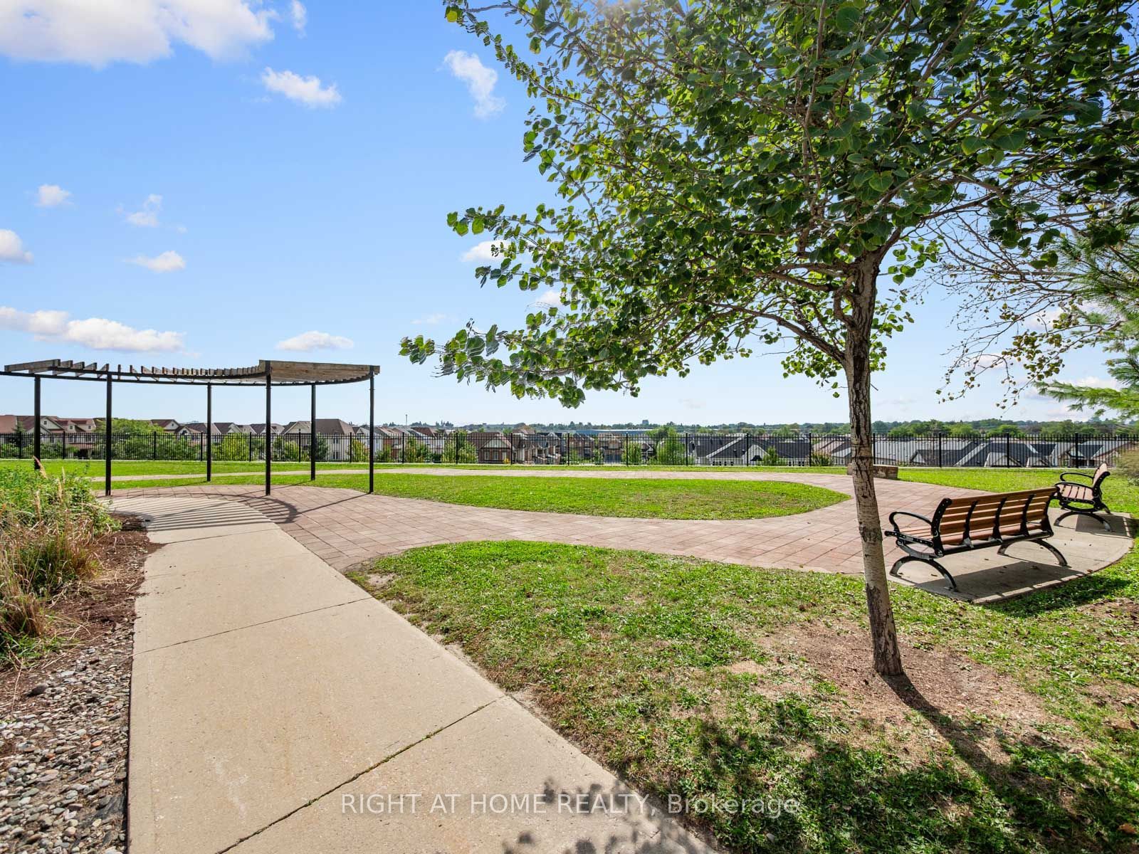 100 Magpie Way Property Photo 43