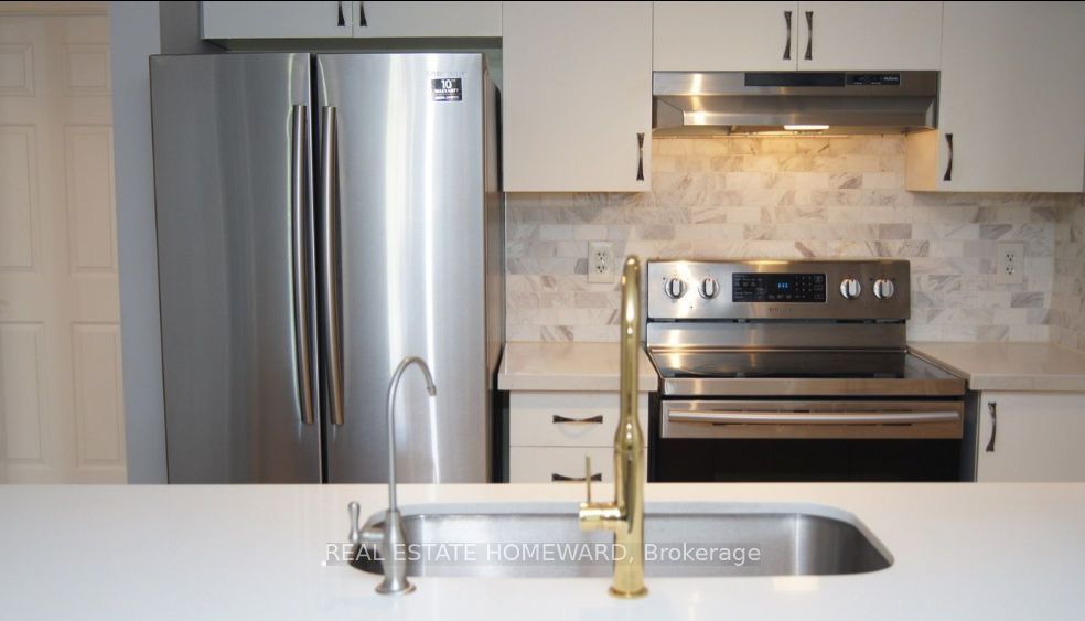 47 Petra Way 2 Property Photo 1