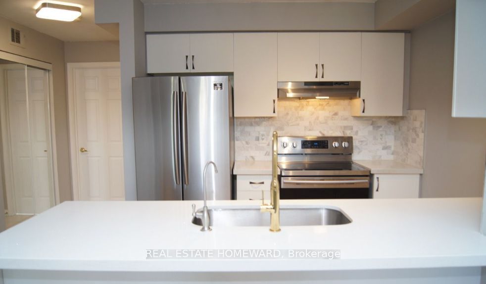 47 Petra Way 2 Property Photo 3