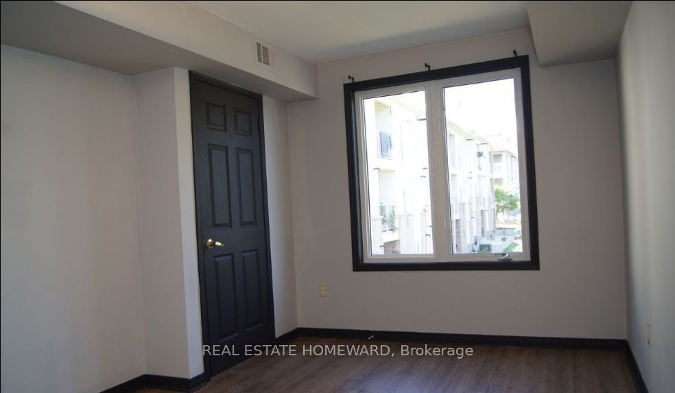 47 Petra Way 2 Property Photo 11