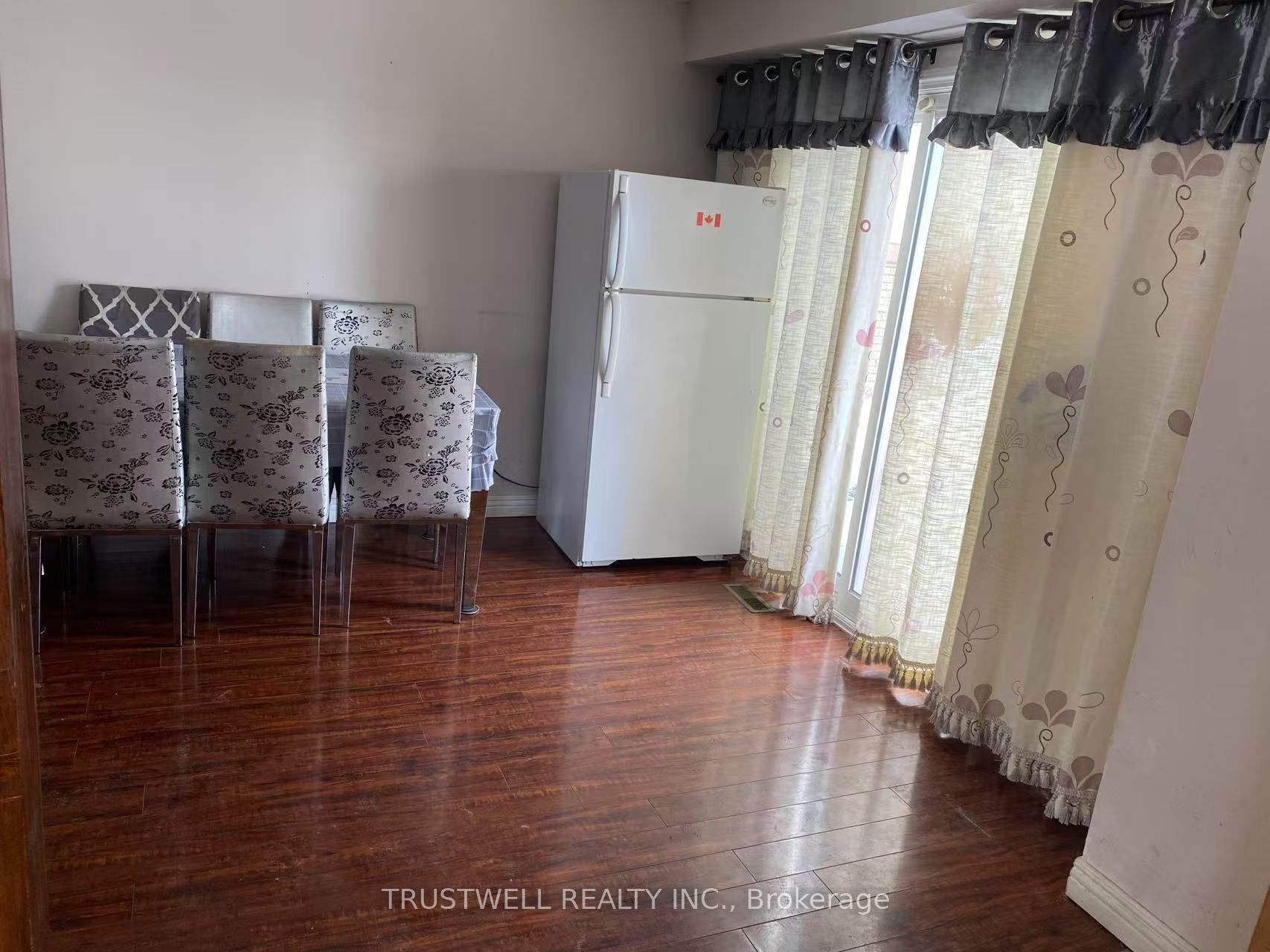 9 Whistling Hills Drive Property Photo 2