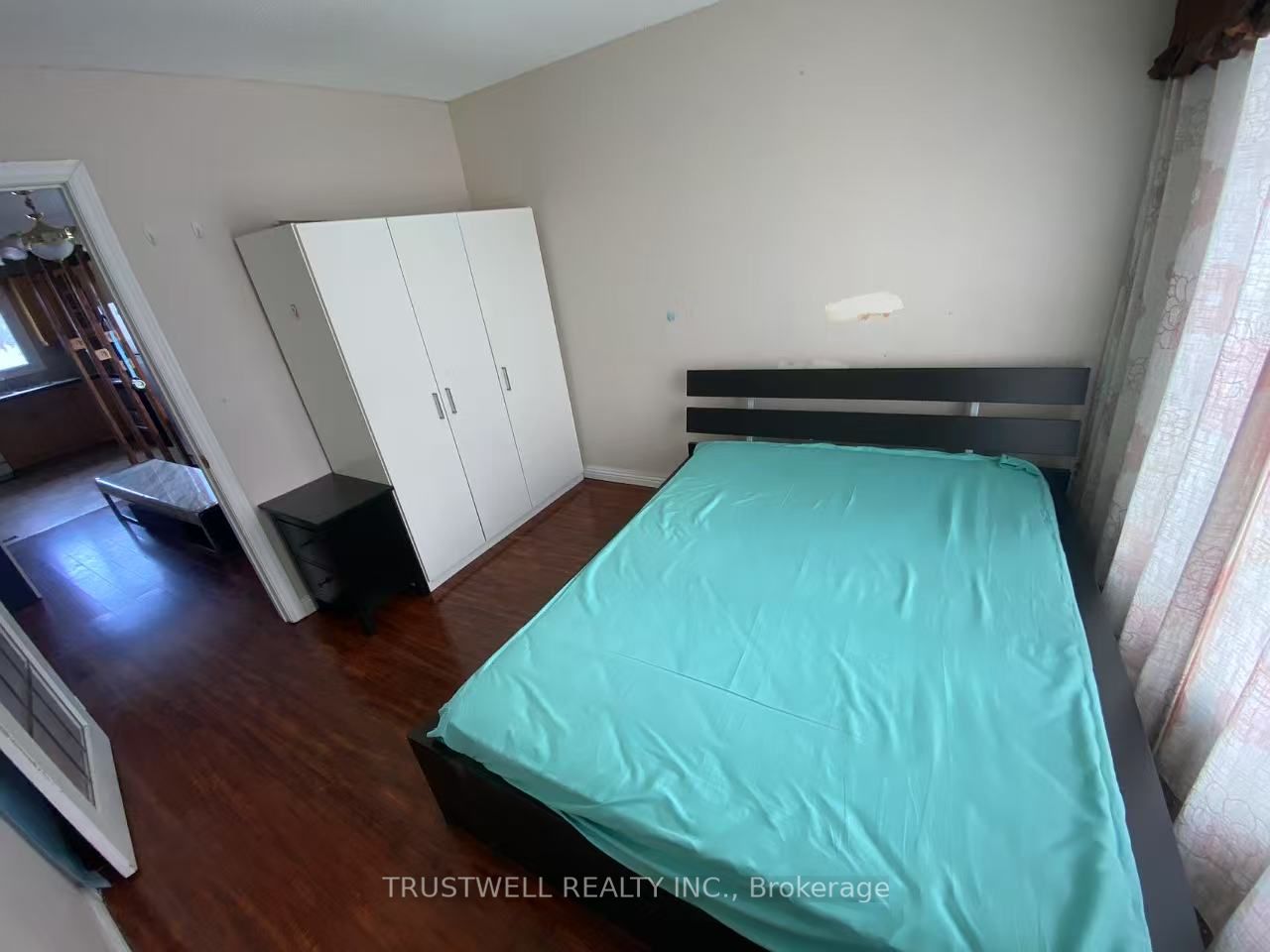 9 Whistling Hills Drive Property Photo 4