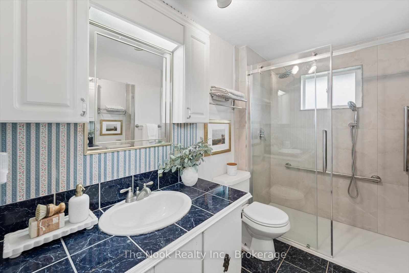 4680 Anderson Street Property Photo 17