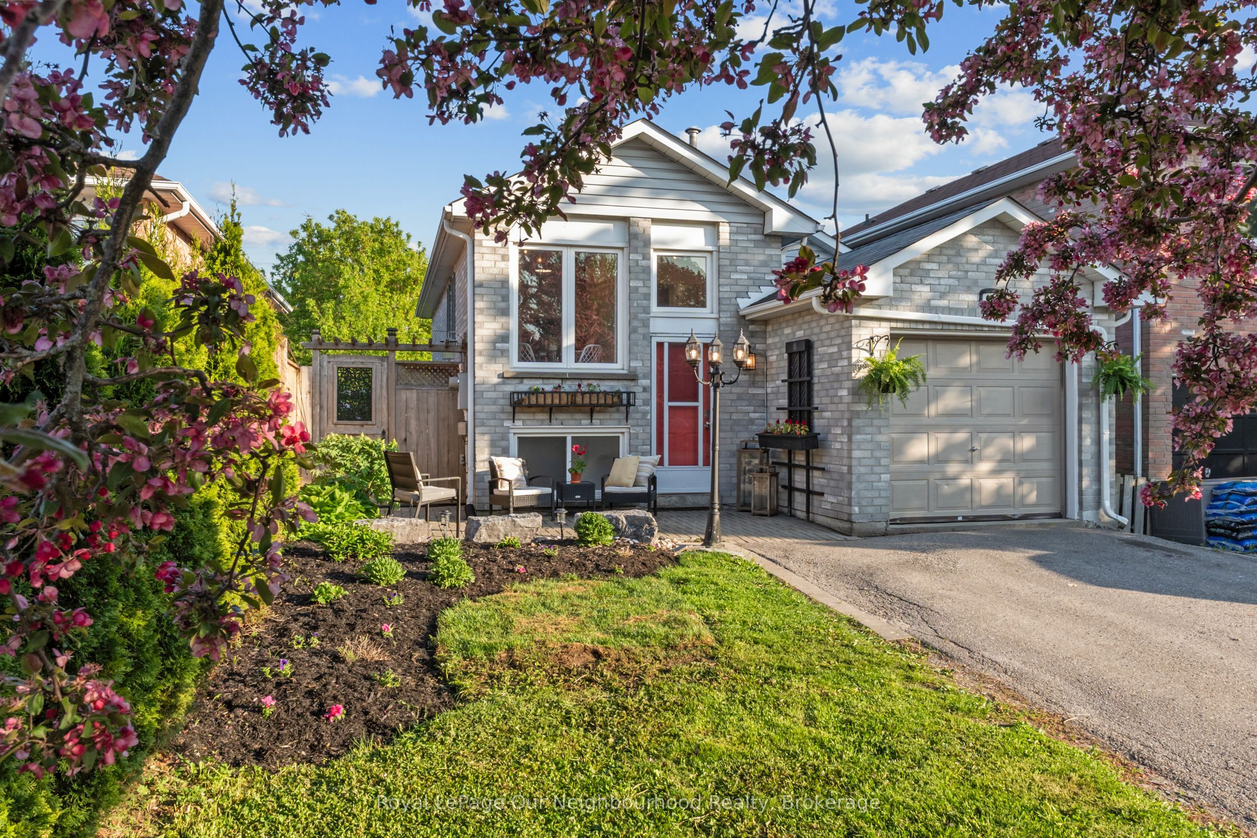 42 Glanville Crescent