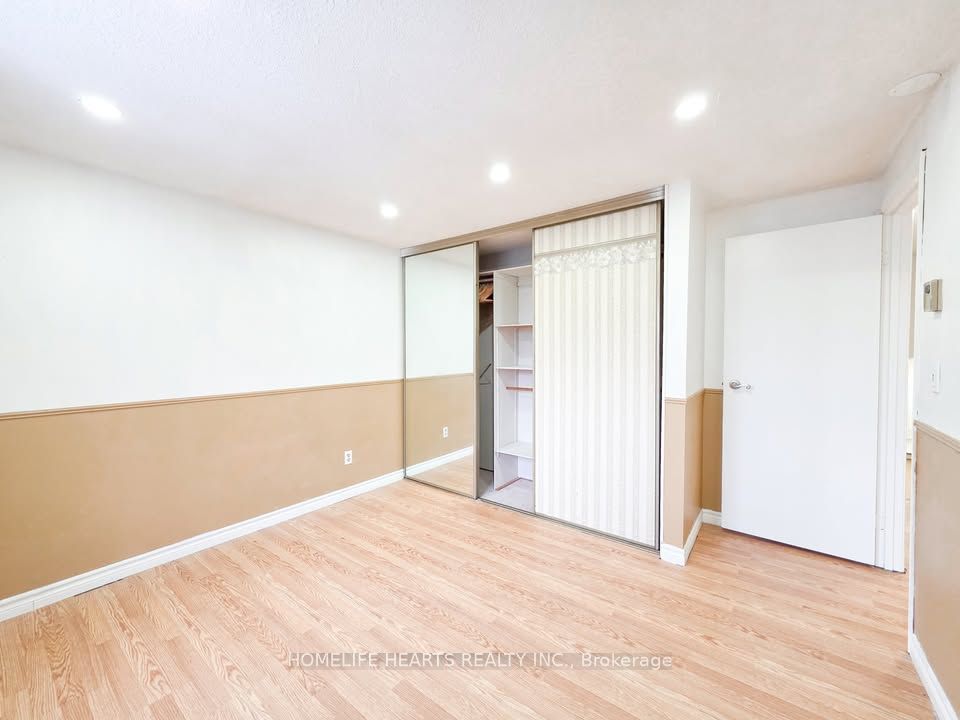 556 Capilano Crescent Property Photo 13