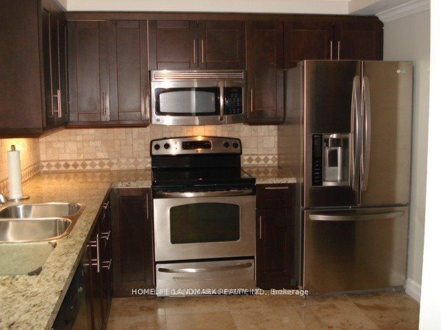 88 Corporate Drive 1811 Property Photo 7