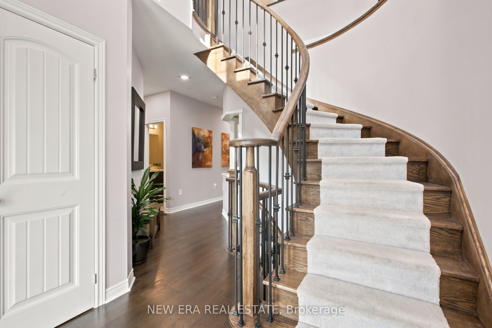 77 Jevons Drive Property Photo 3