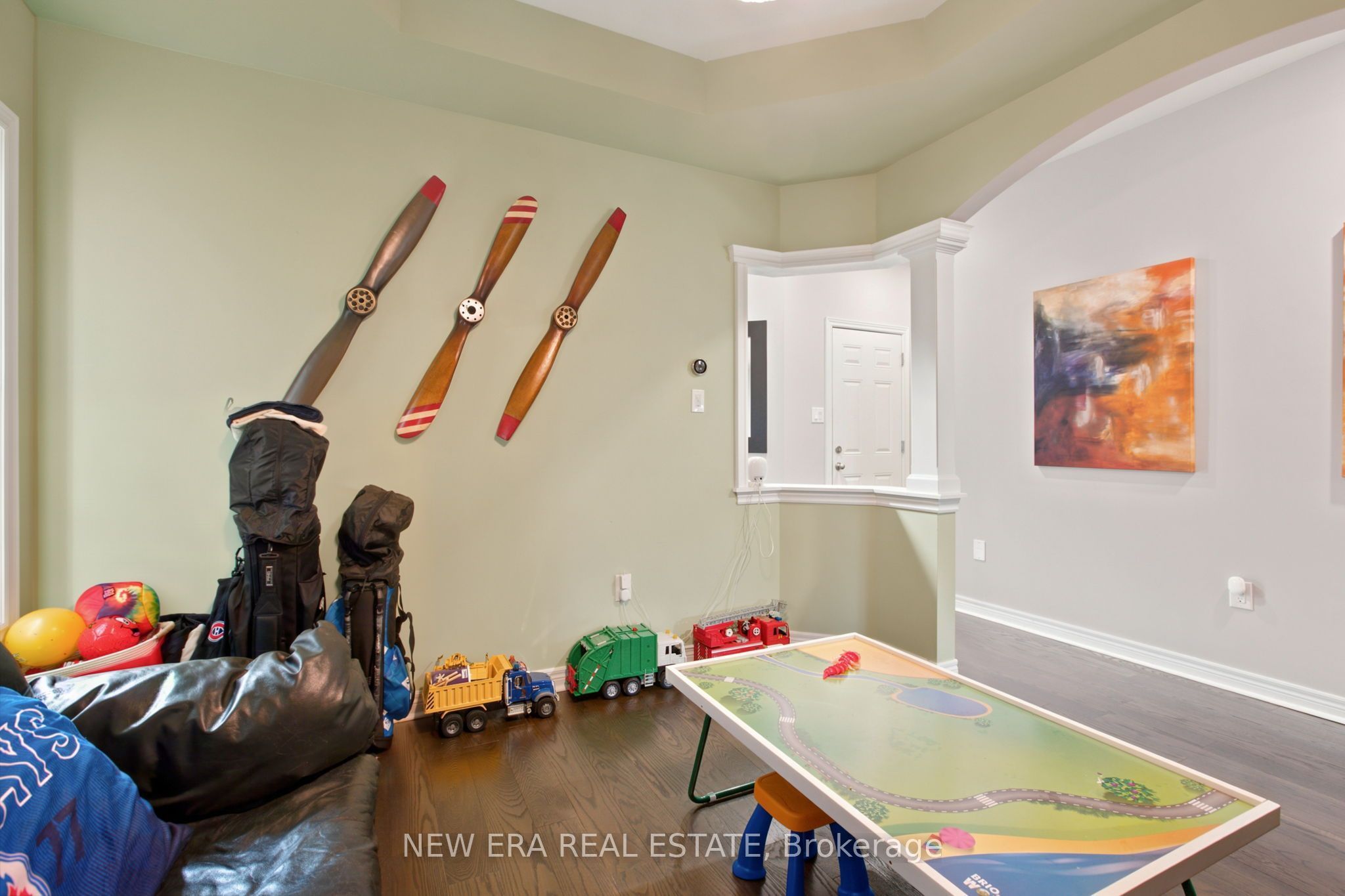 77 Jevons Drive Property Photo 6