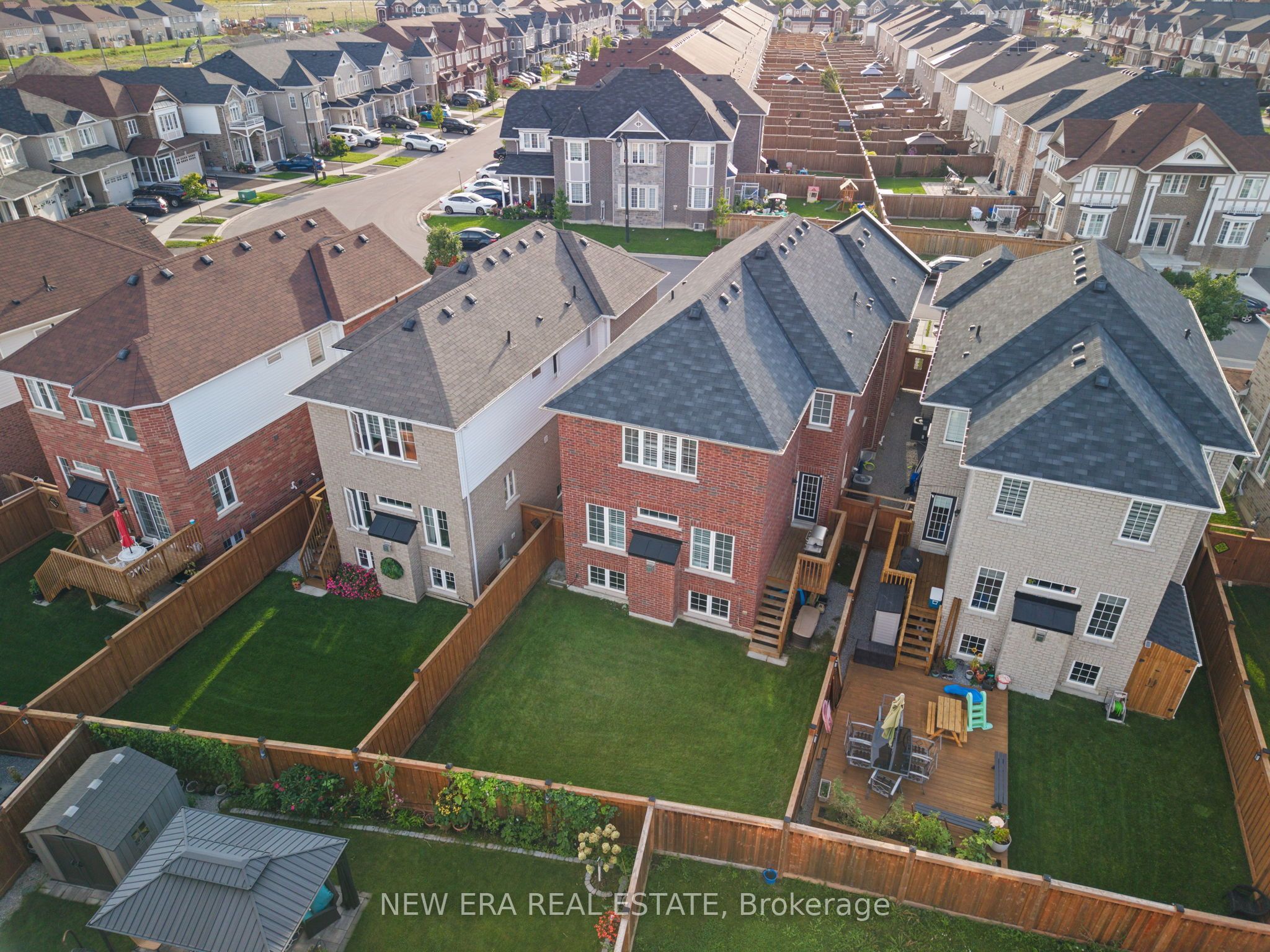 77 Jevons Drive Property Photo 38