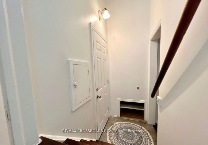 636 Shakespeare Avenue Property Photo 2