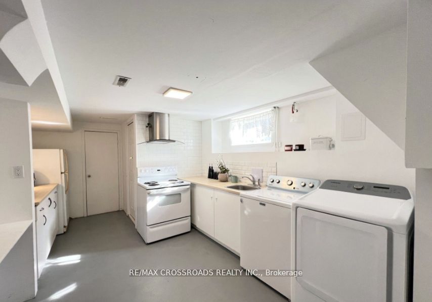 636 Shakespeare Avenue Property Photo 4