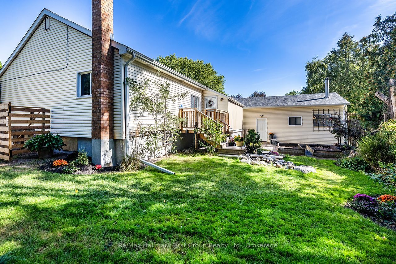 1692 Scugog Street Property Photo 17
