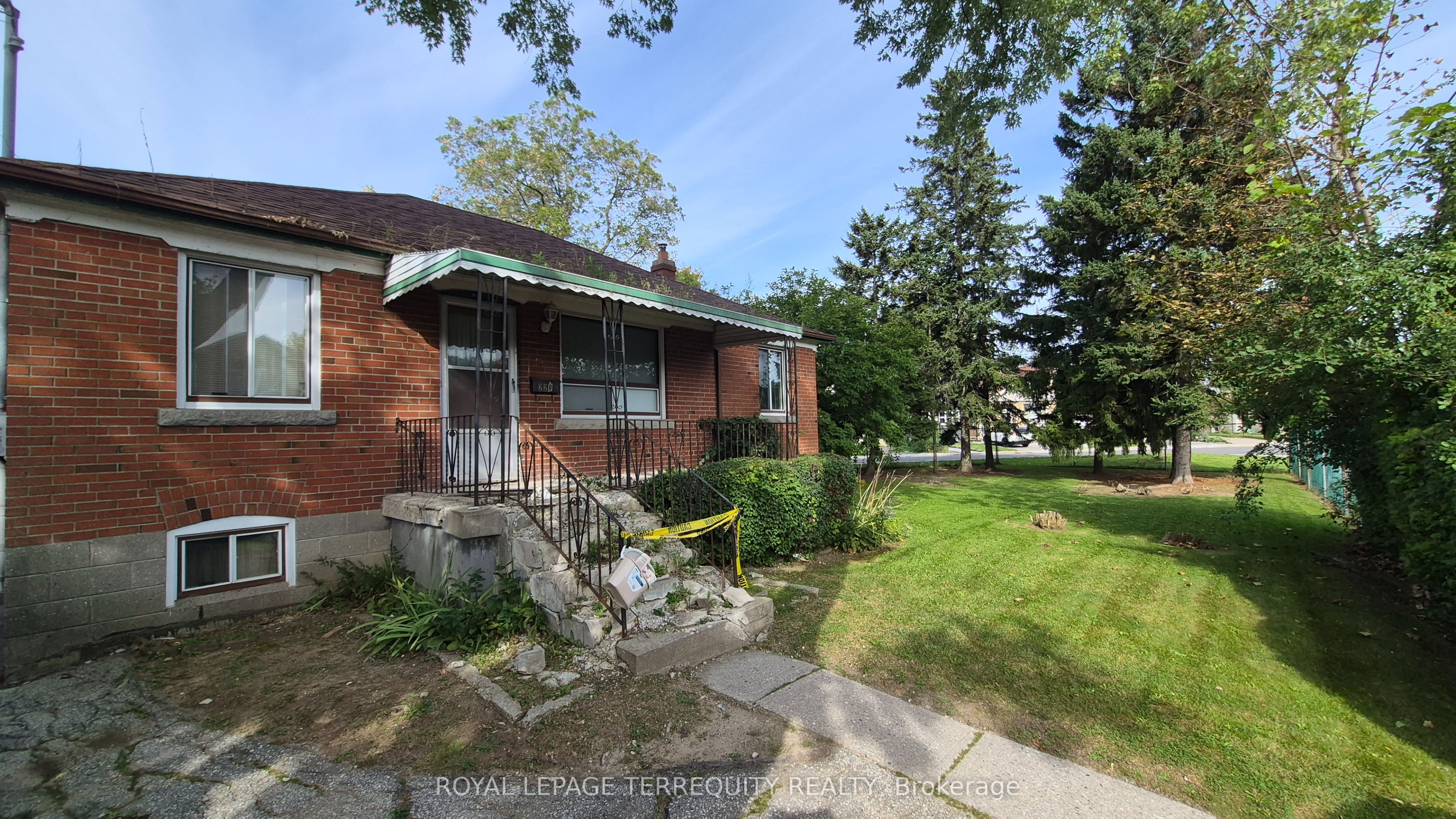 228 South Woodrow Boulevard Property Photo 3