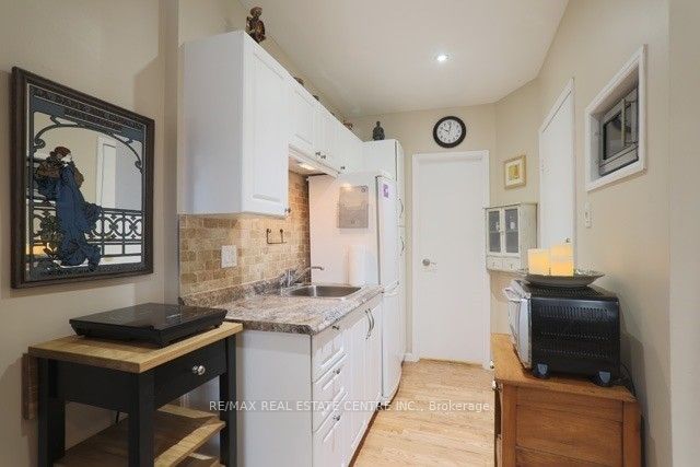 1 Hiawatha Road Main Level Studio Property Photo 3