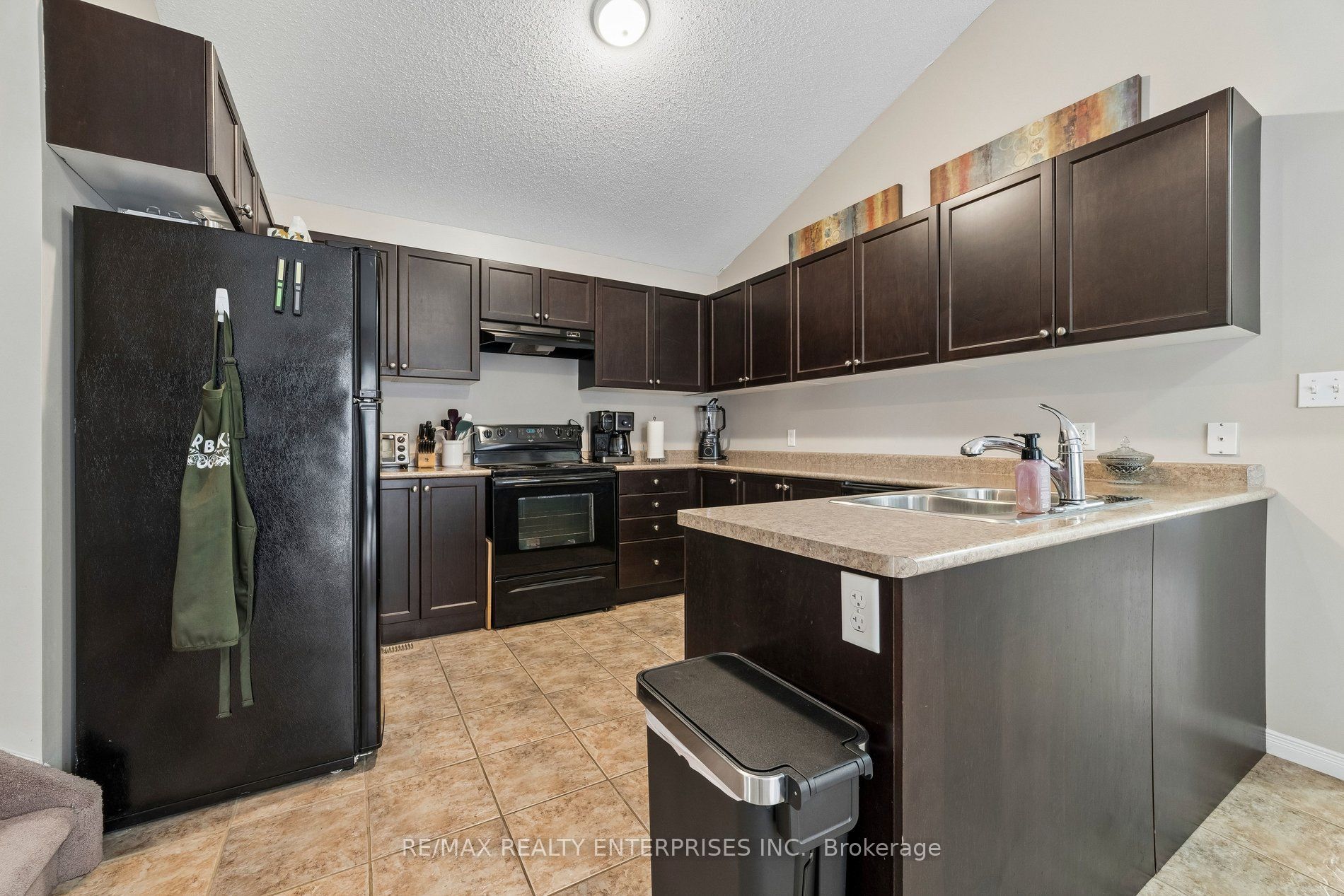 1621 Northfield Avenue Property Photo 8