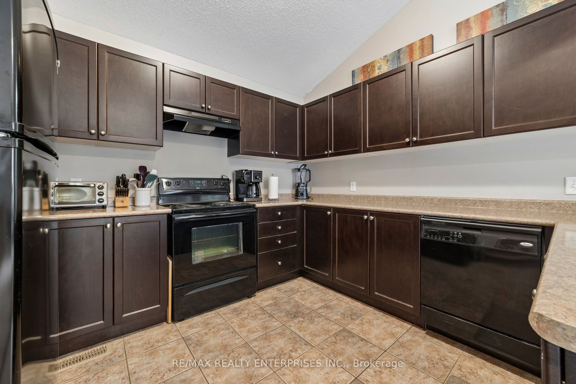 1621 Northfield Avenue Property Photo 9