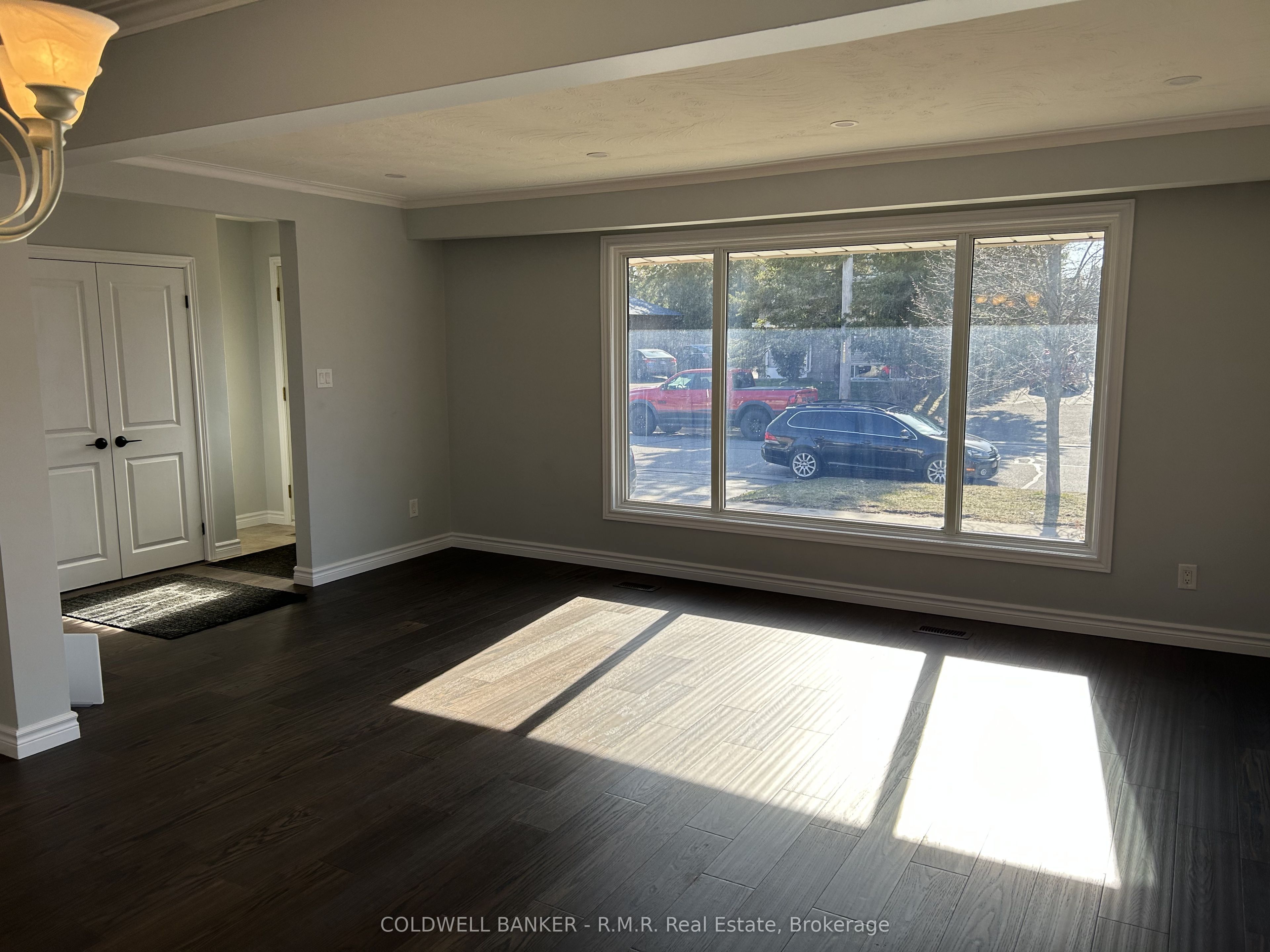 125 Cabot Street Main Property Photo 3