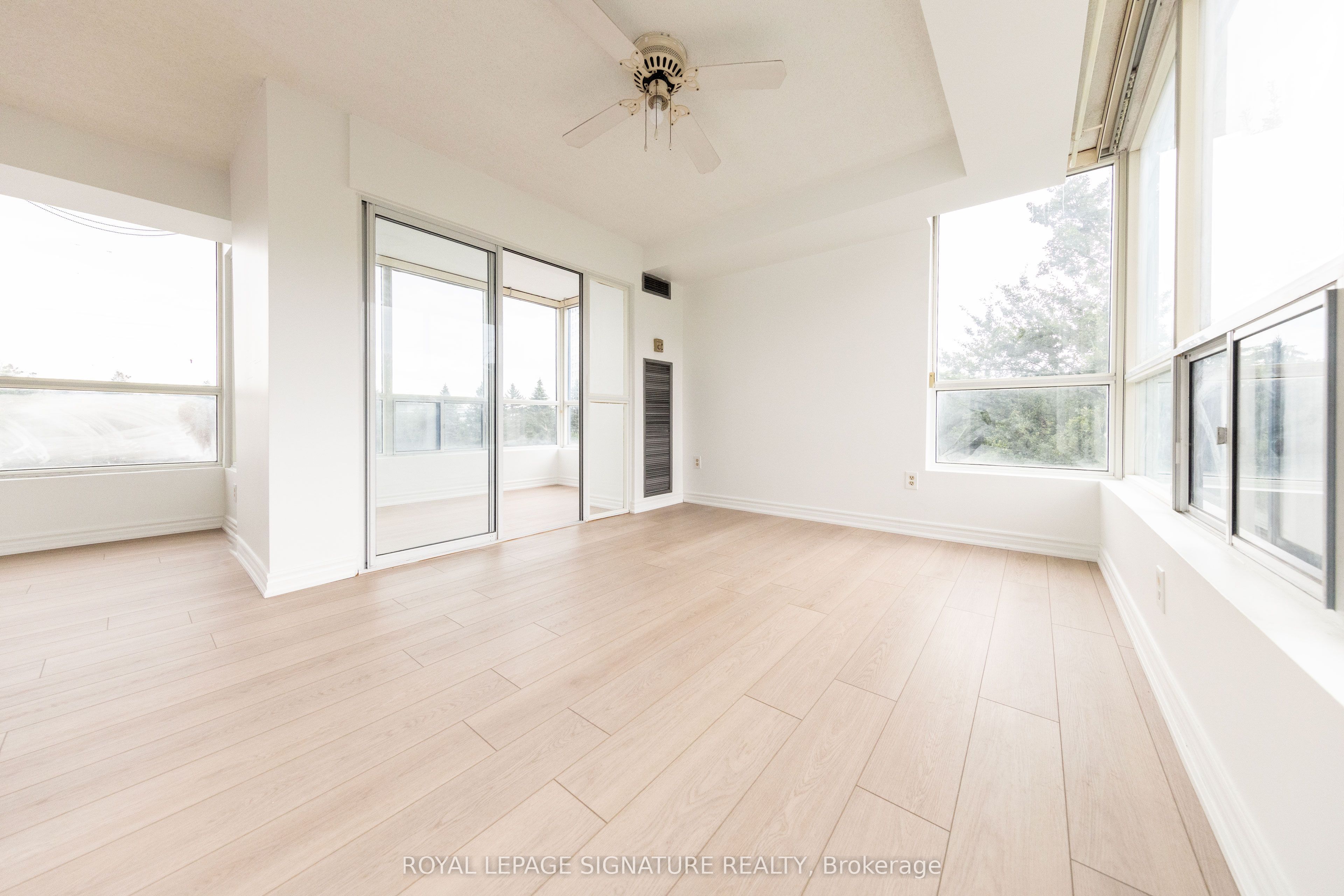 3050 Ellesmere Road 406 Property Photo 1
