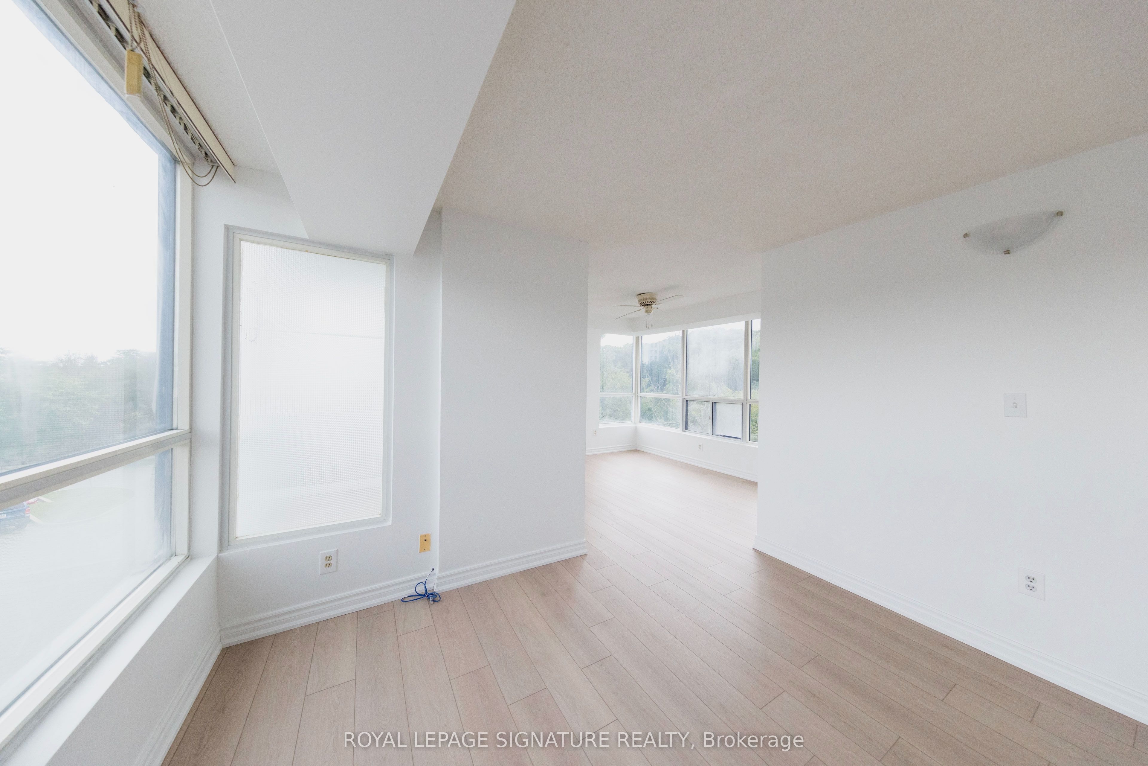 3050 Ellesmere Road 406 Property Photo 4
