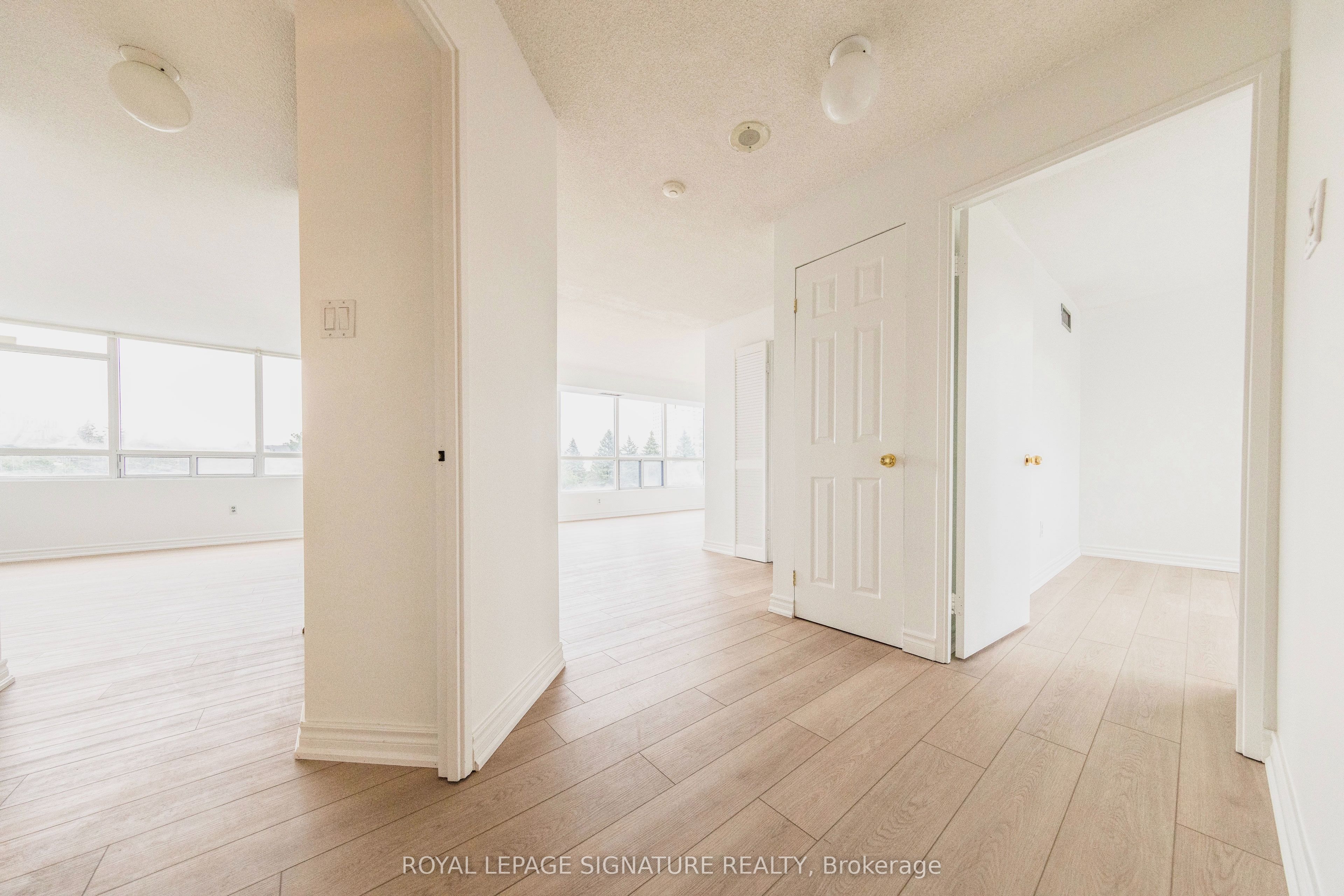 3050 Ellesmere Road 406 Property Photo 9