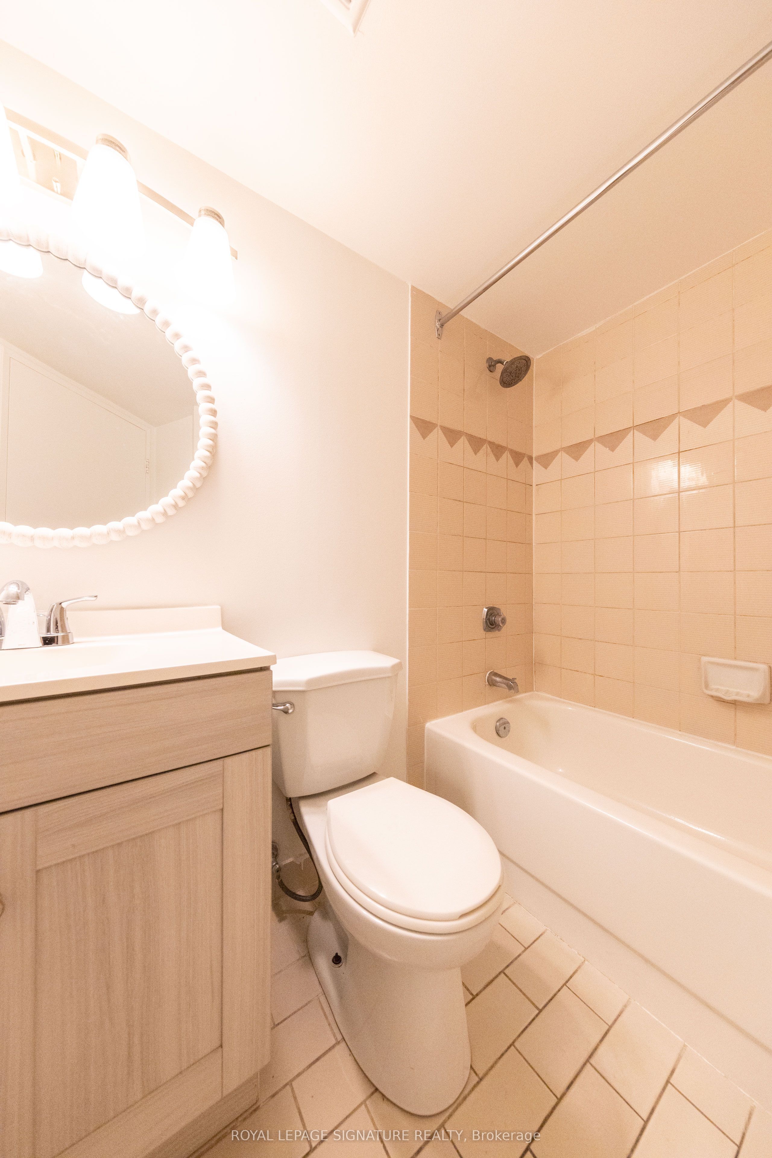 3050 Ellesmere Road 406 Property Photo 10