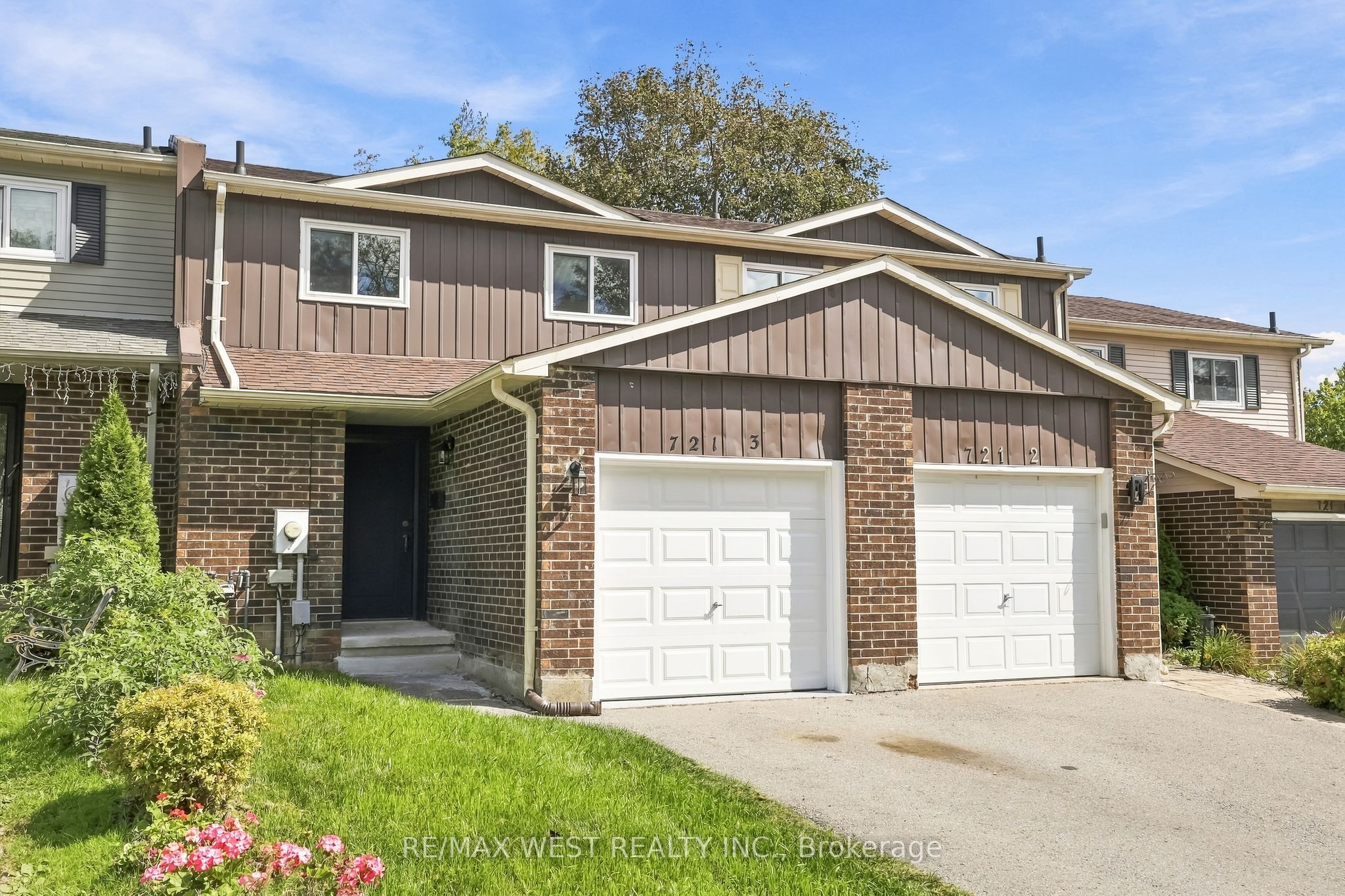 721 Cricklewood Drive 3 Property Photo 2