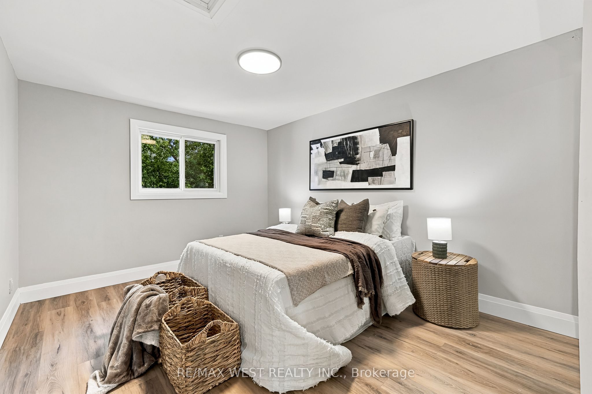 721 Cricklewood Drive 3 Property Photo 24