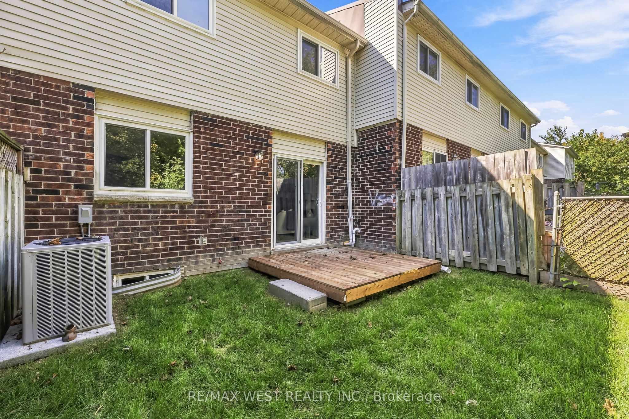 721 Cricklewood Drive 3 Property Photo 33