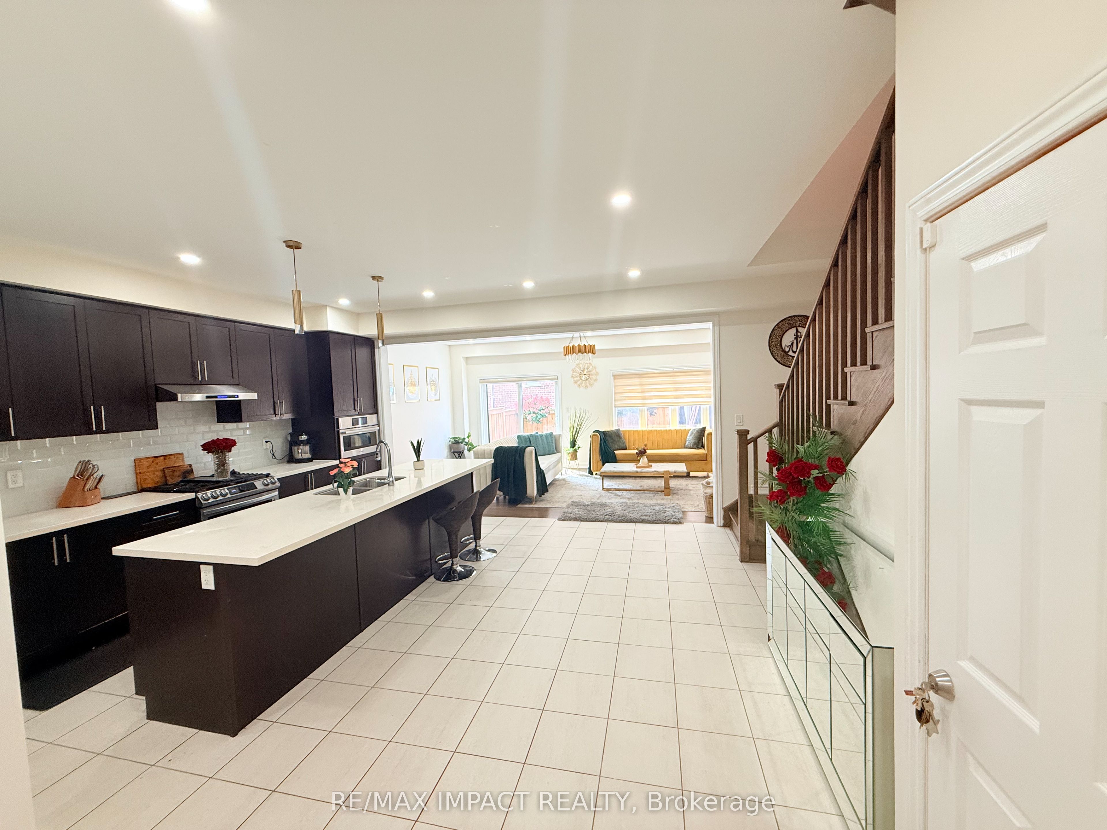 1318 Apollo Street Property Photo 9
