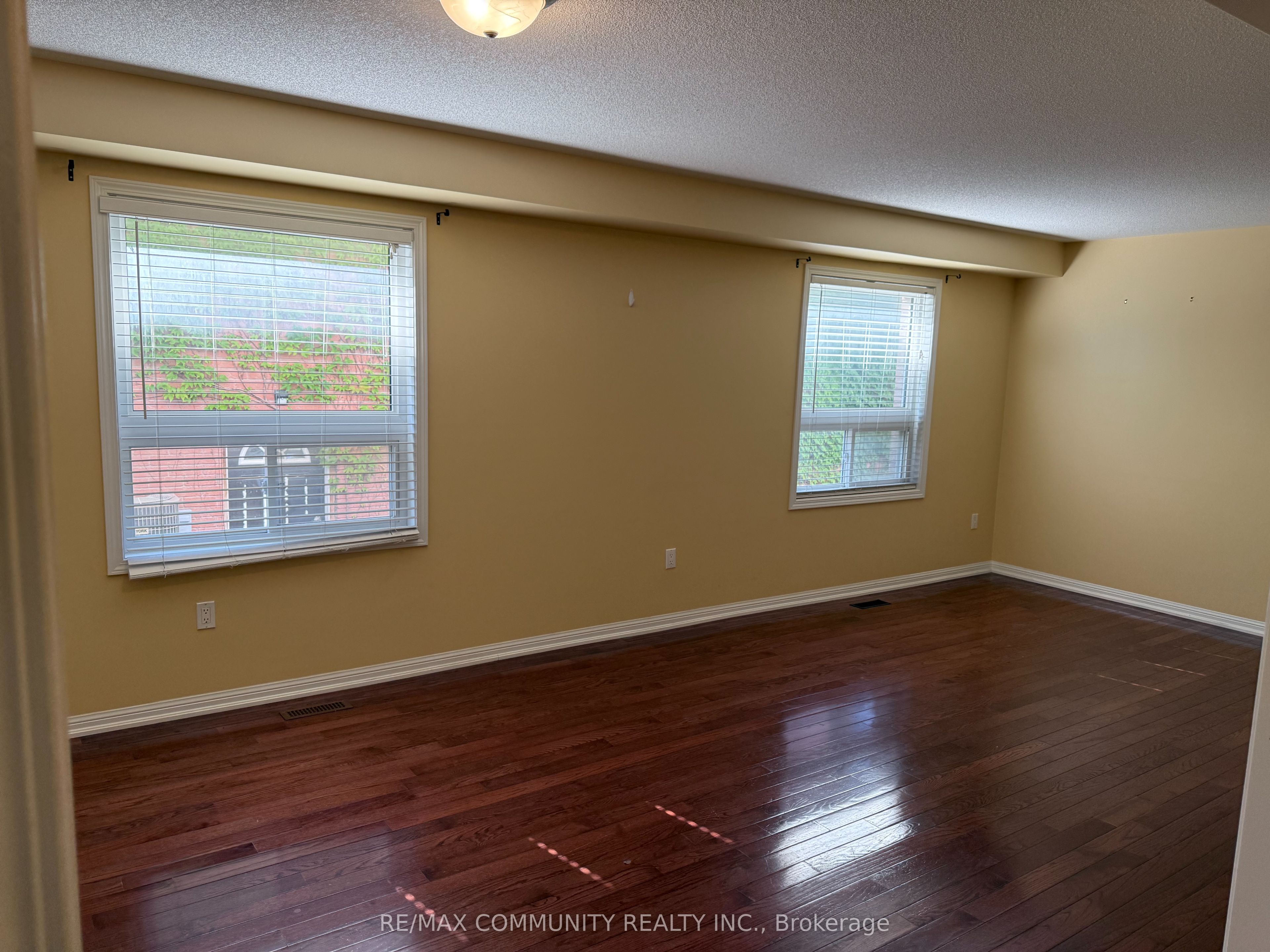 3 Baycliffe Drive Property Photo 5